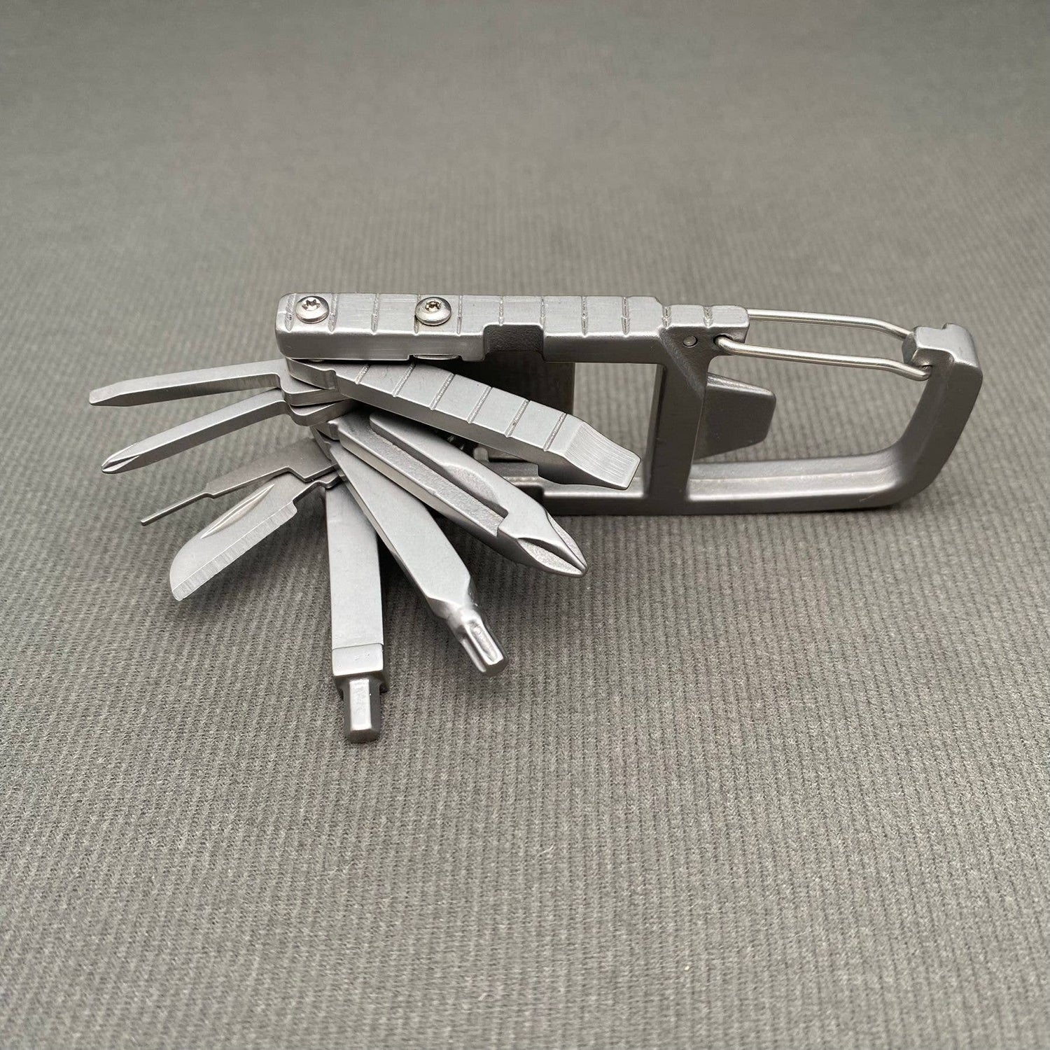 12 In 1 Portable Multi-function Tool