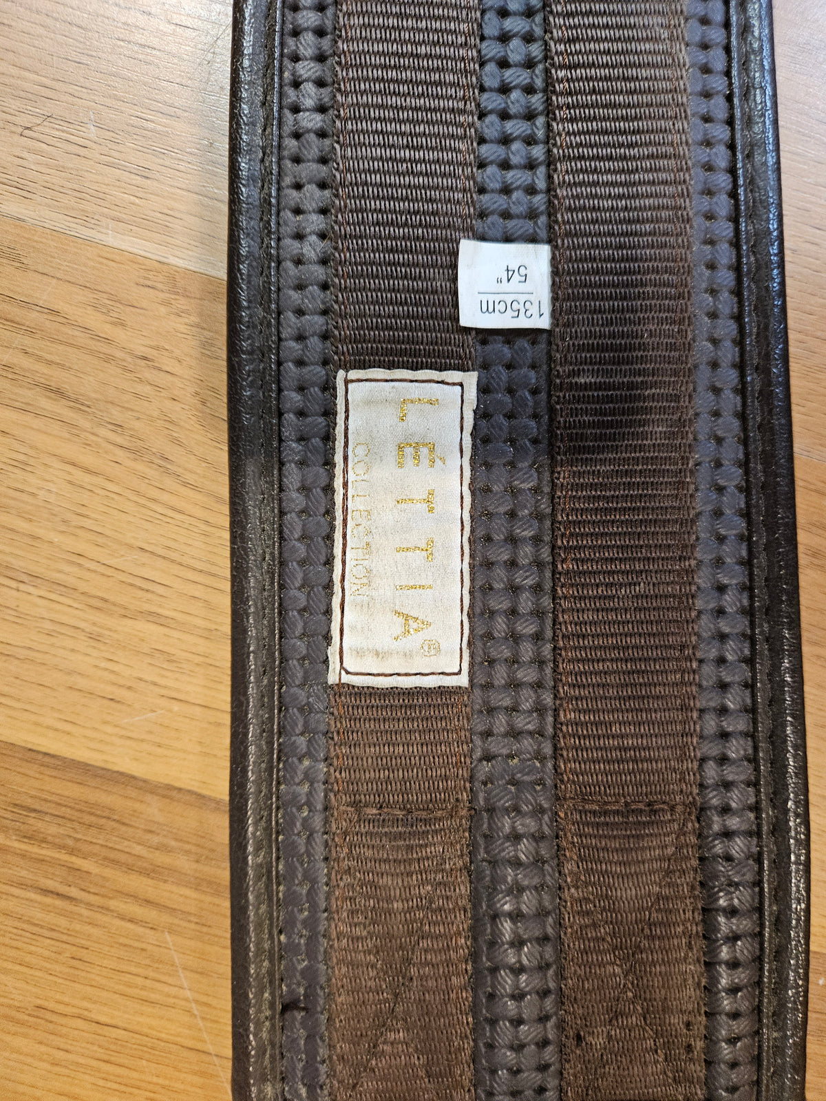 English girths - brown synthetic cutback