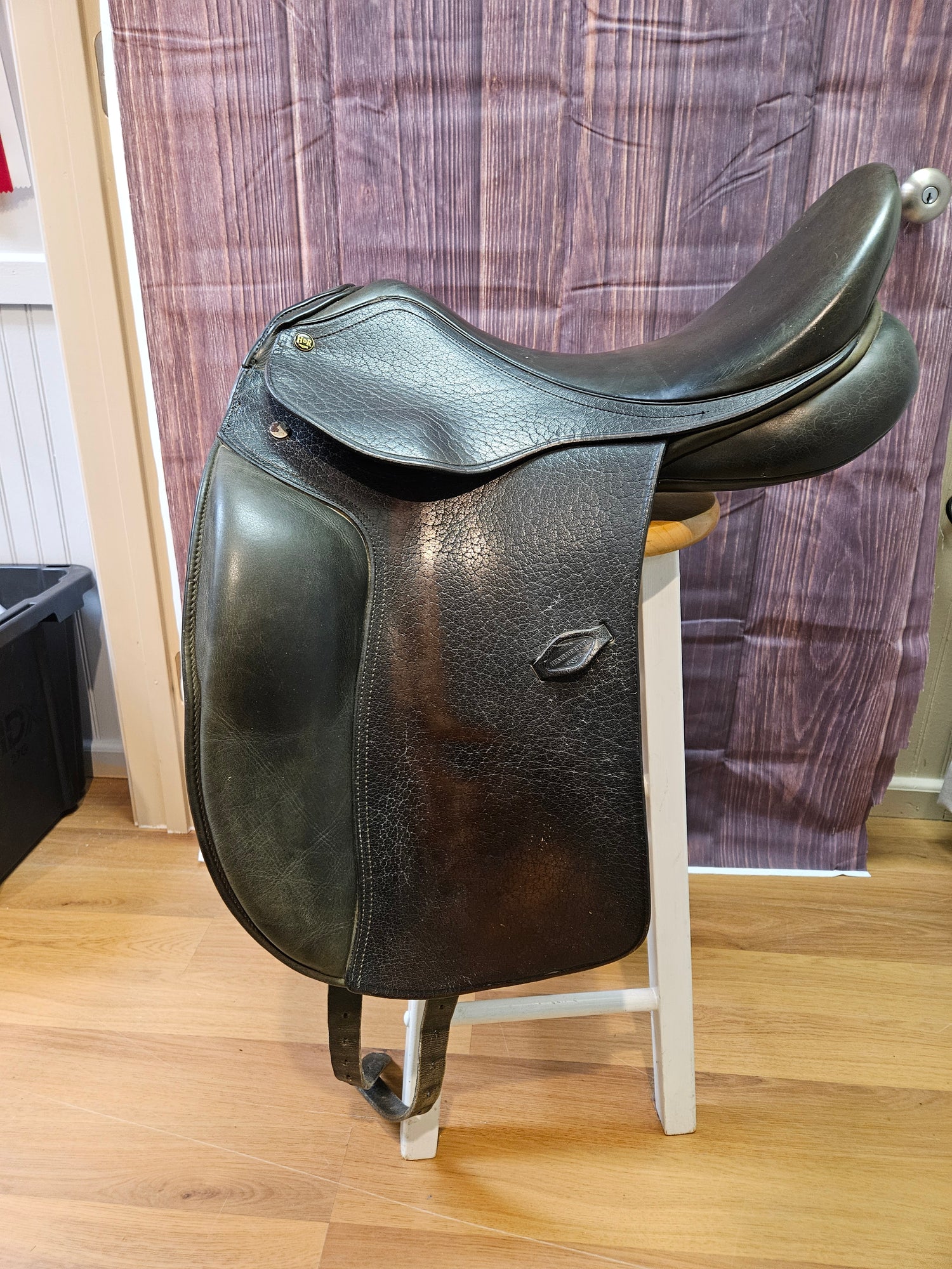Saddle - Dressage 17.5" HDR Buffalo leather