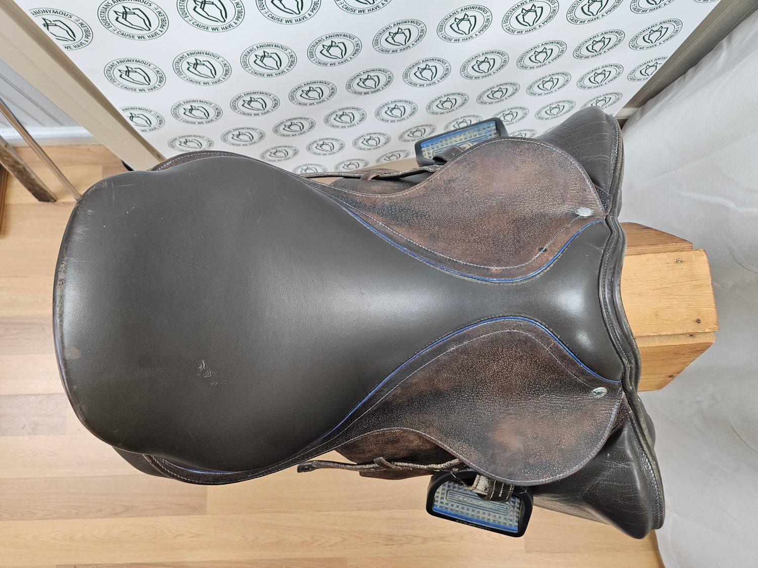 Saddle - English H/J 17.5" Loxley Cross Country wide tree