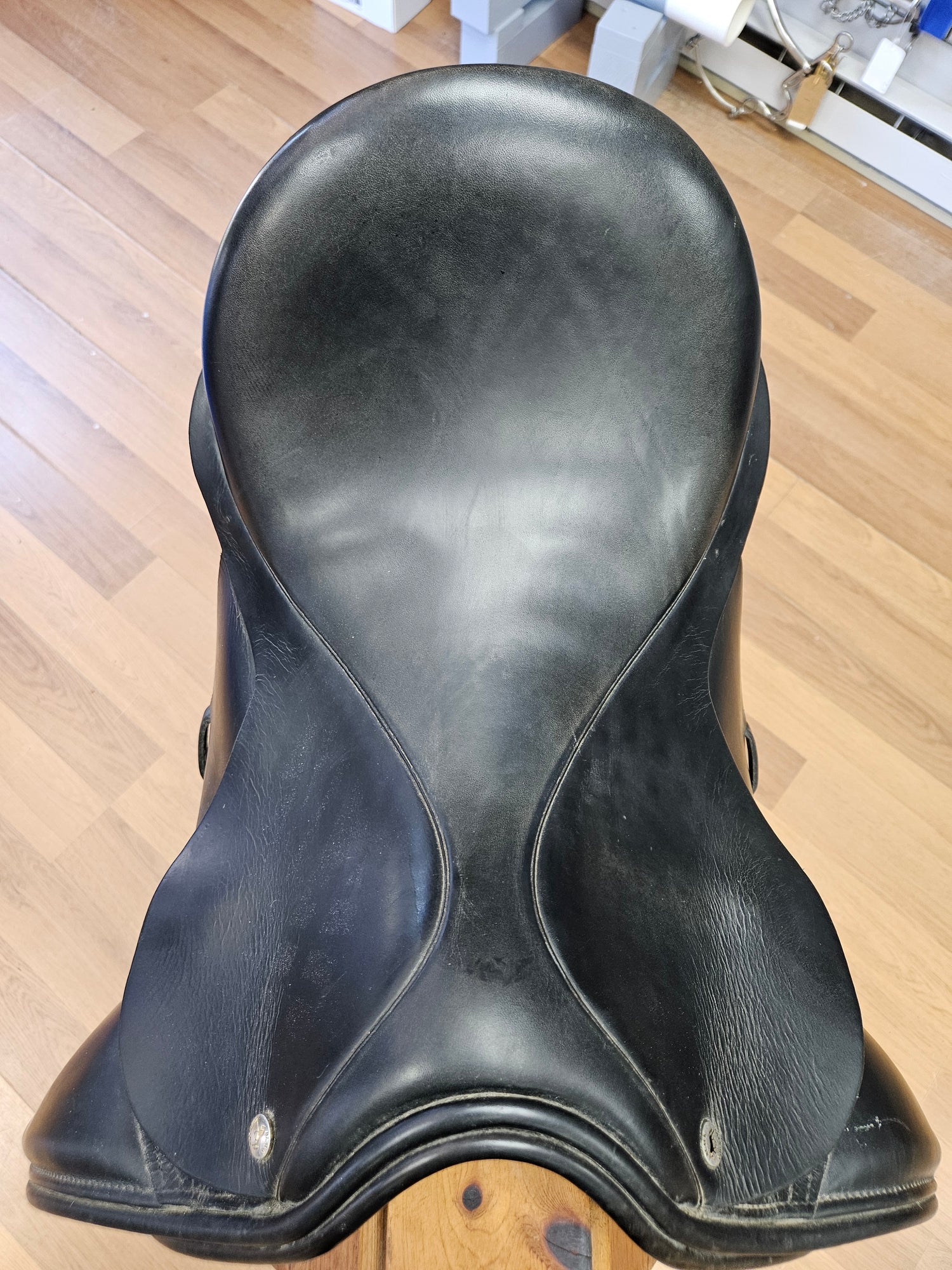 Saddle - Dressage 16.5" Black Country