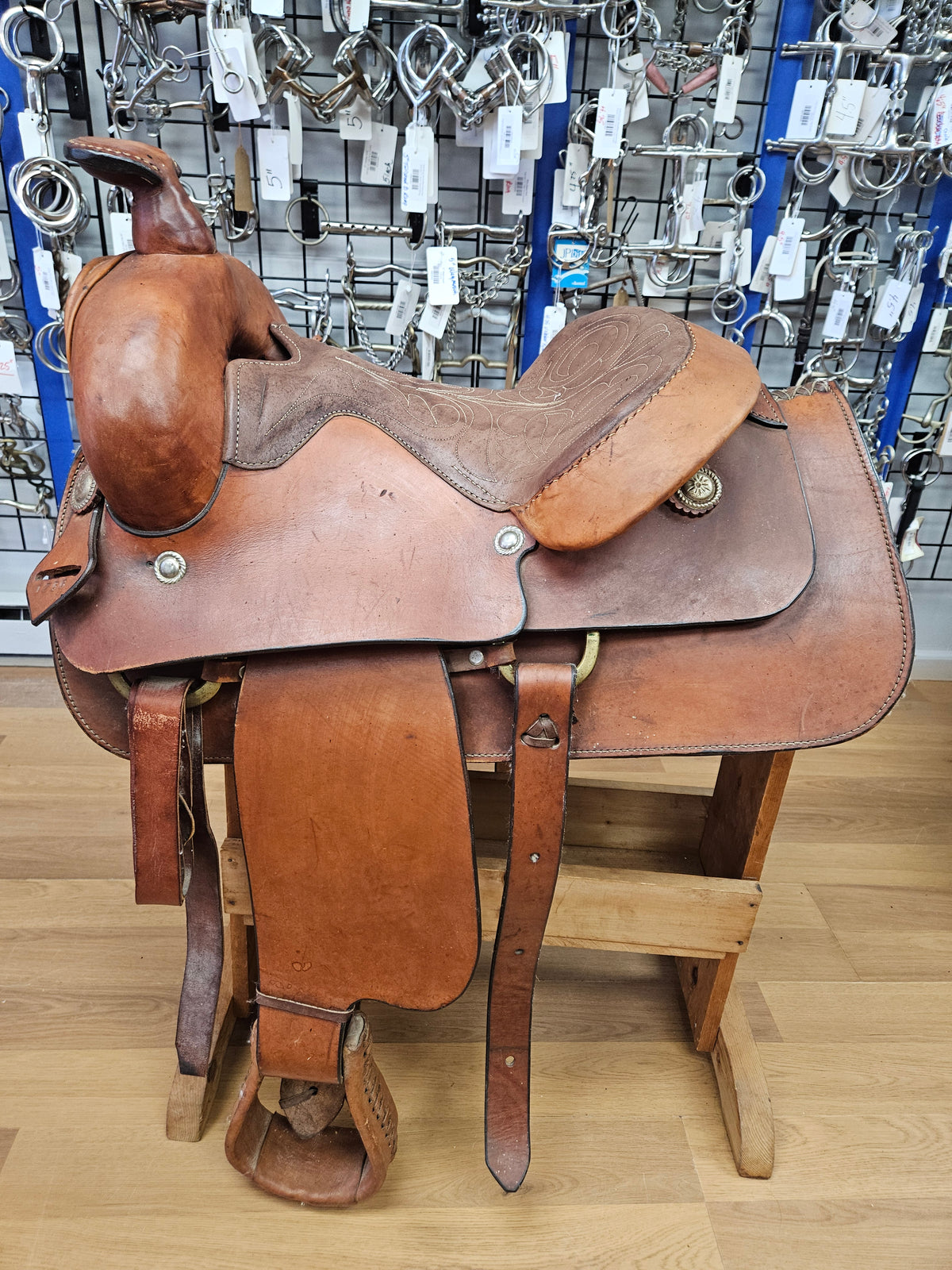 Western - 15" Ranch SQHB