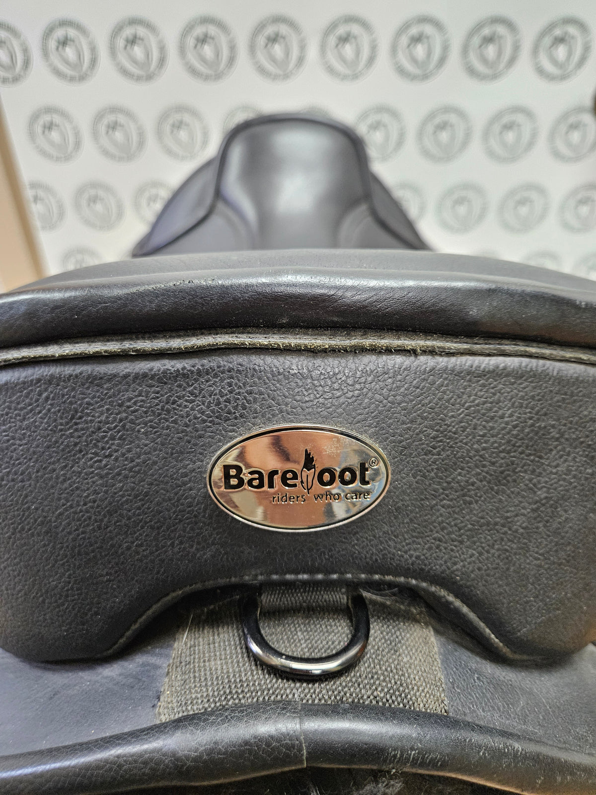 Saddle - Dressage 16" Barefoot Lexington Treeless