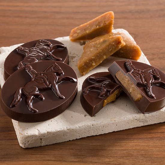 Dark Chocolates Dressage Classic buttercrunch Gable Box