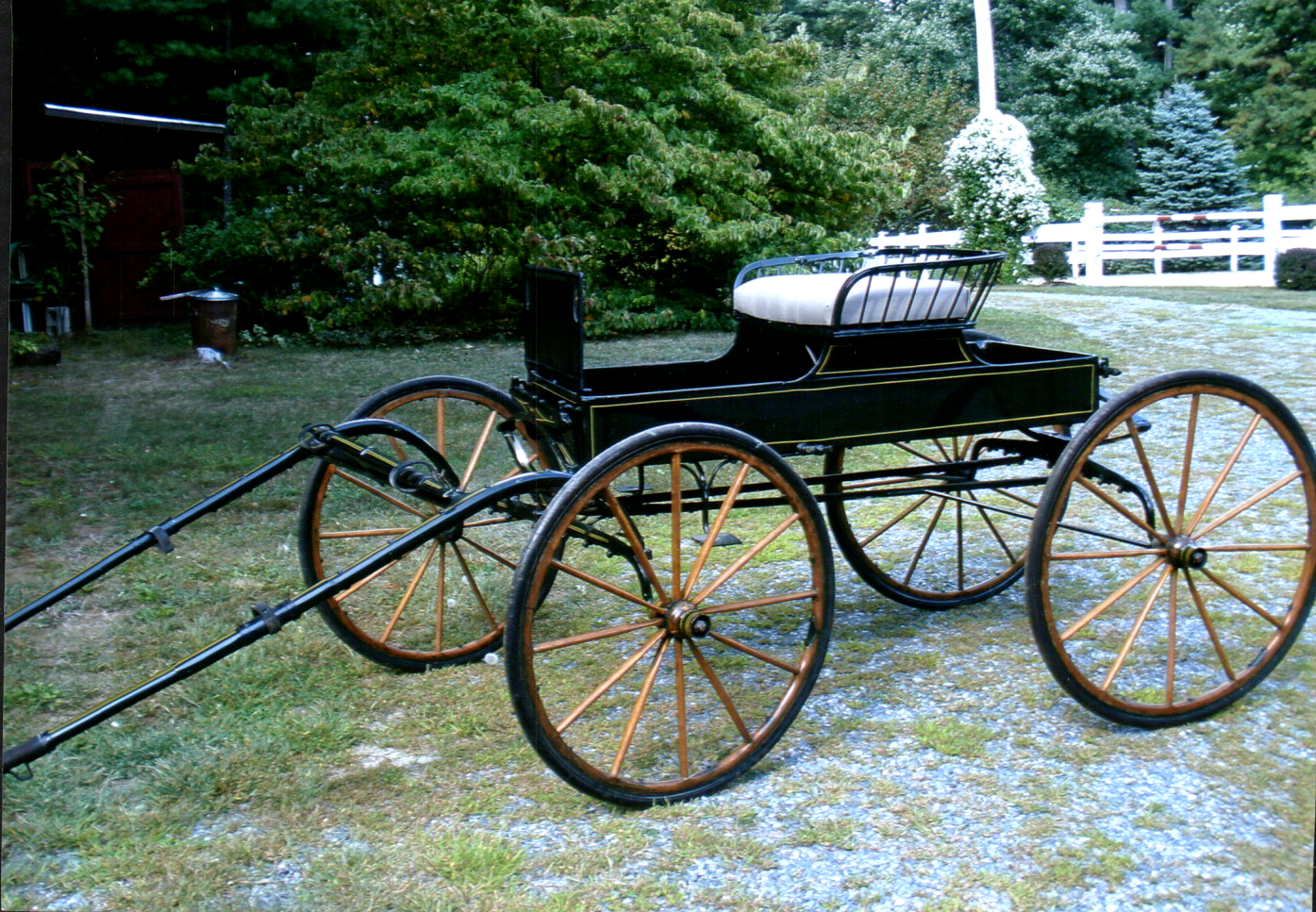 Cob - Horse Spindle Seat 4 Wheel Carriage