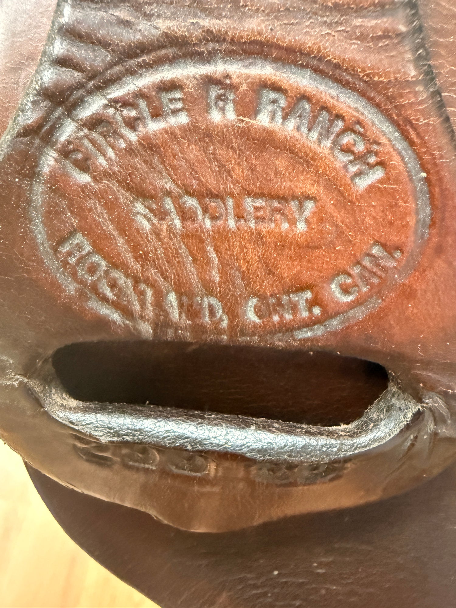 Saddle - western 15.5" Circle R Ranch Saddlery, Ontario, Canada