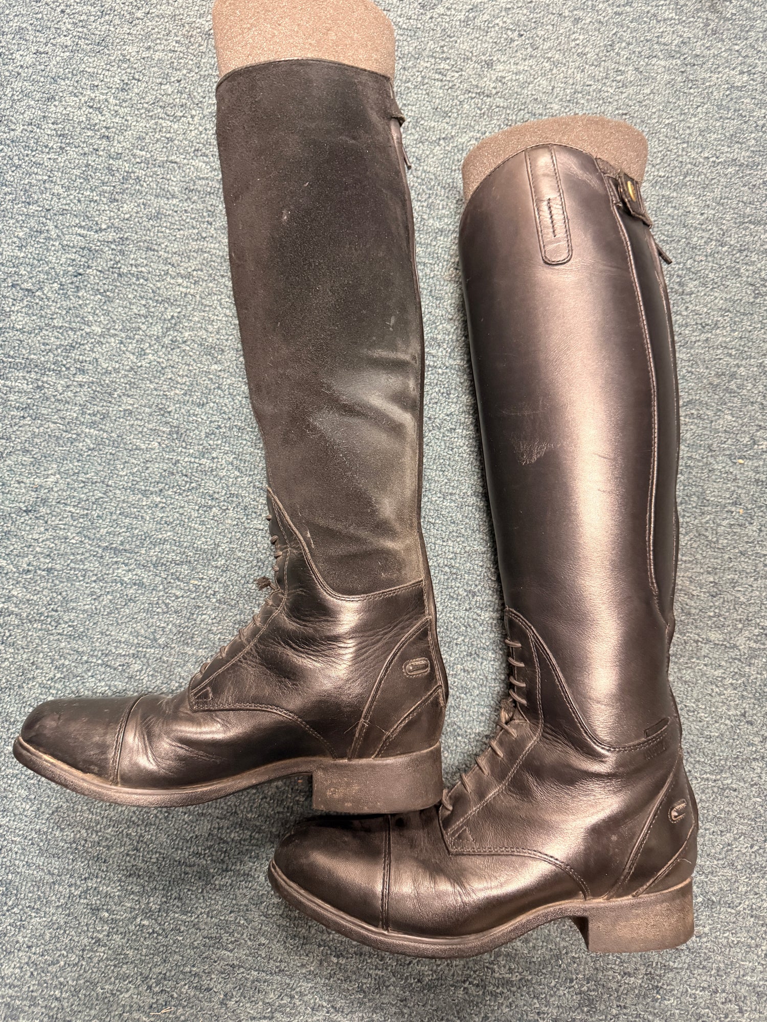9B Women's Ariat Winter riding boots lined