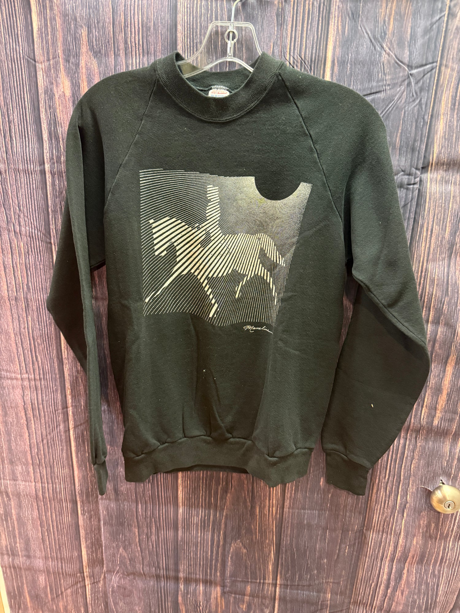 Med Vintage Horse sweatshirts in used condition