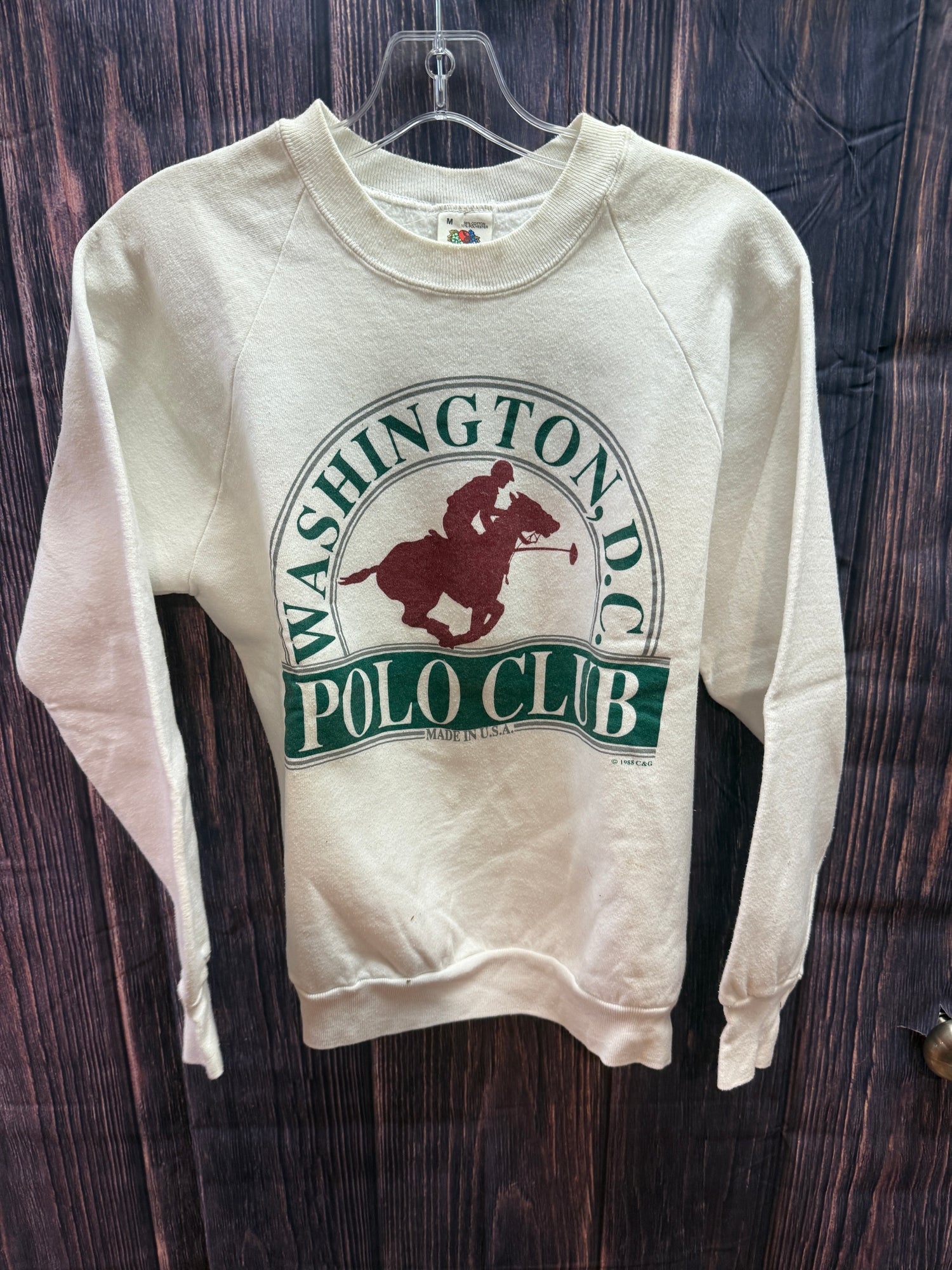 Med Vintage Horse sweatshirts in used condition
