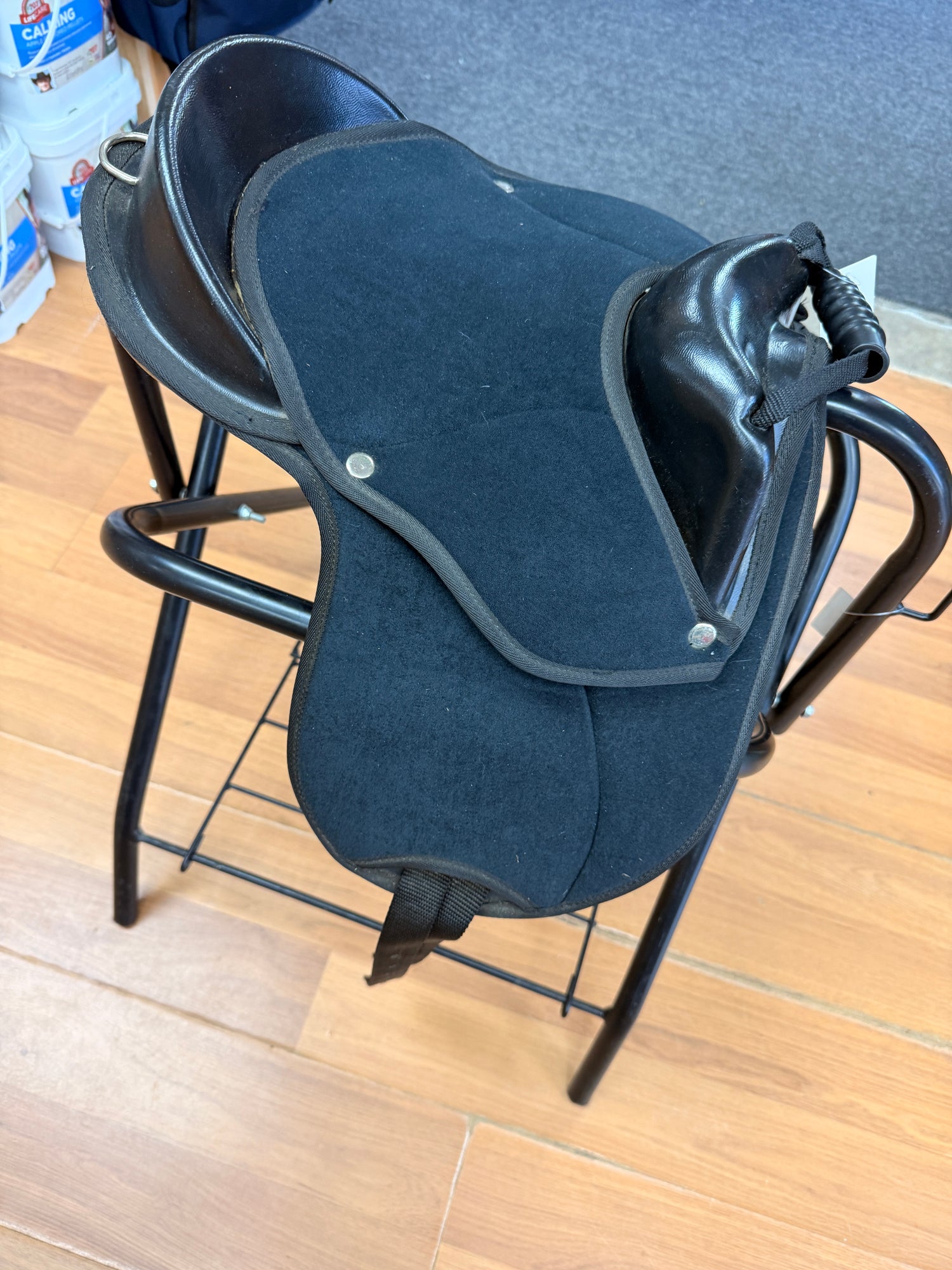 Saddle - Leadline 8 - 9 inch saddle for small child