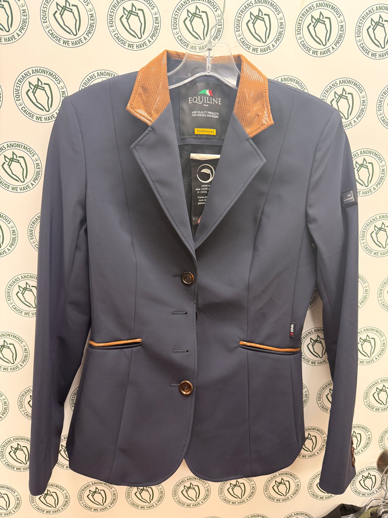 6 Women's (42) Navy Equiline Italia show coat
