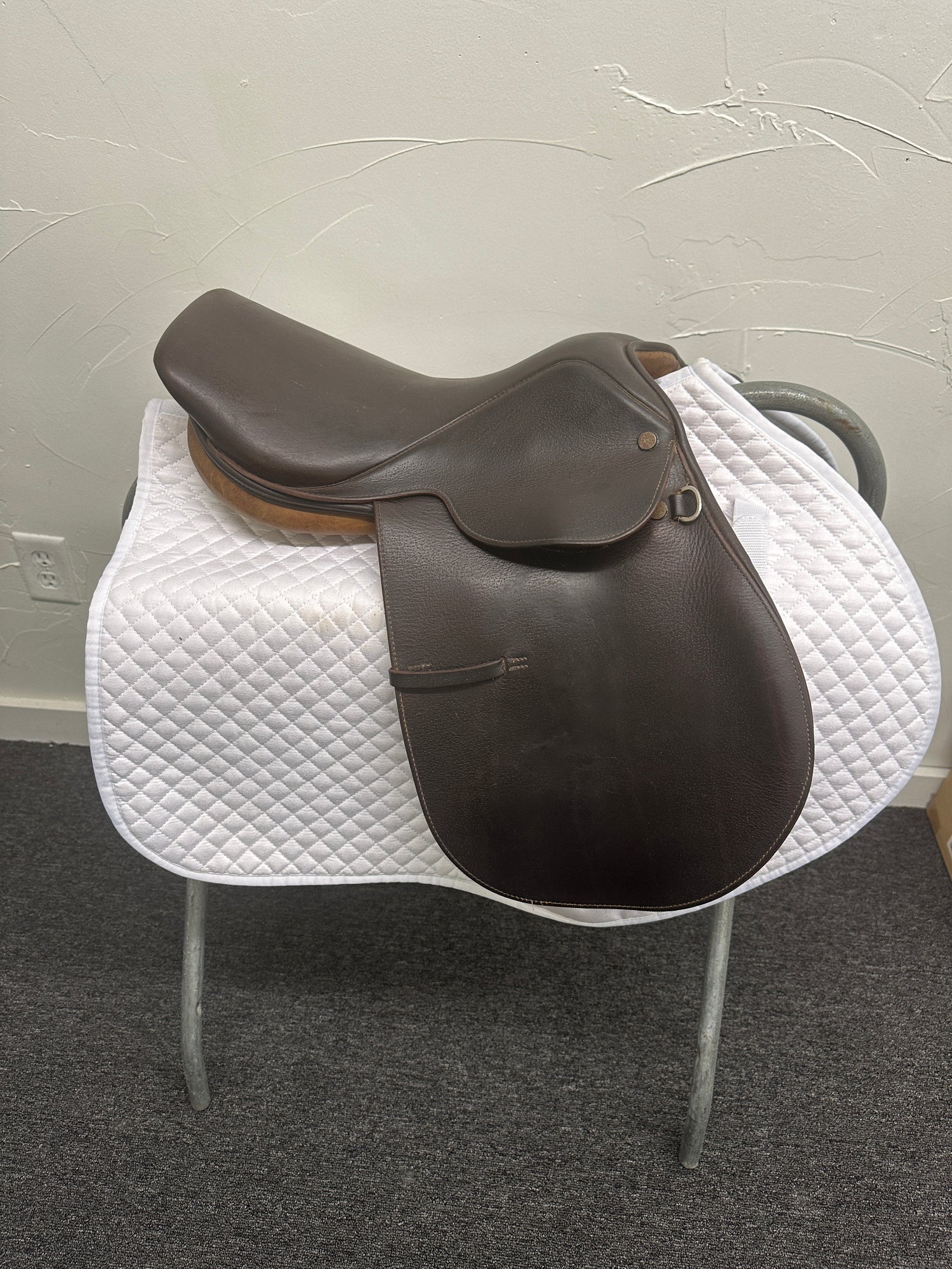 saddle - Collegiate 14.5 Seat