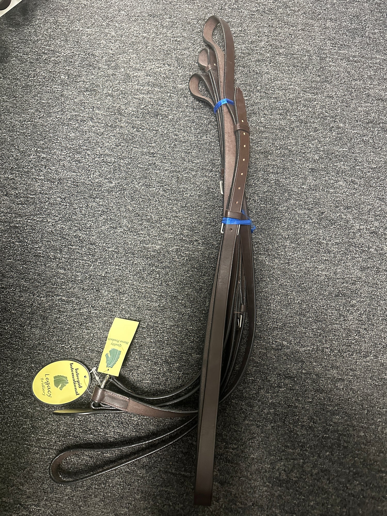 Draw reins with Breastplate Havana brown