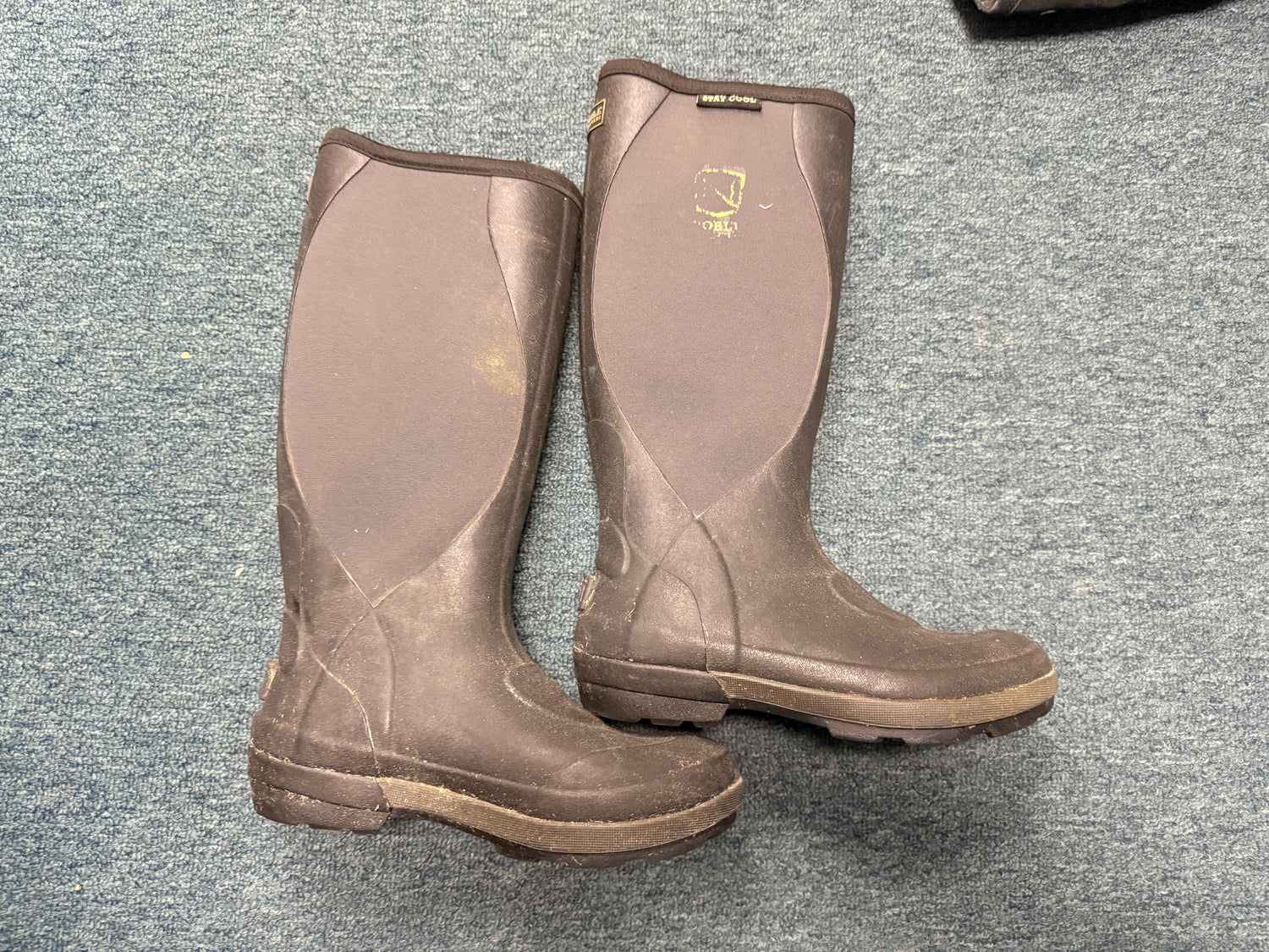 9.5 Noble Outfitters Muck Boot