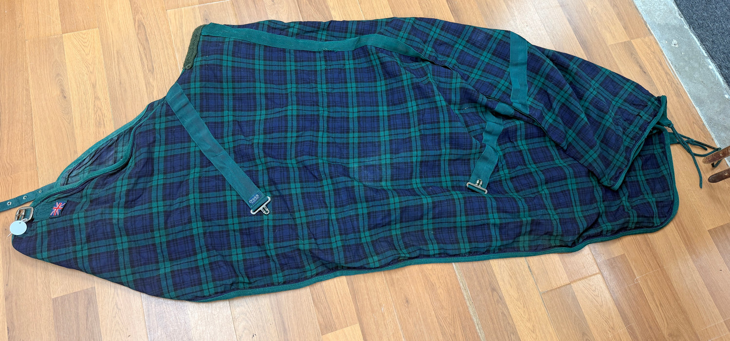 70"  Dover stable sheet Green Plaid