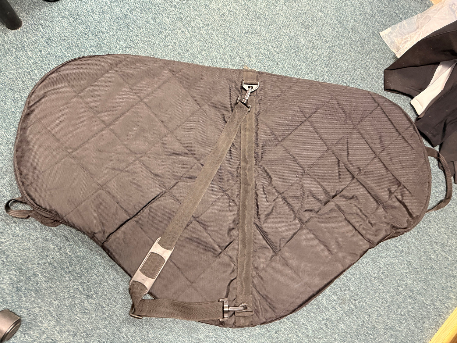 TuffRider English saddle storage carry bag