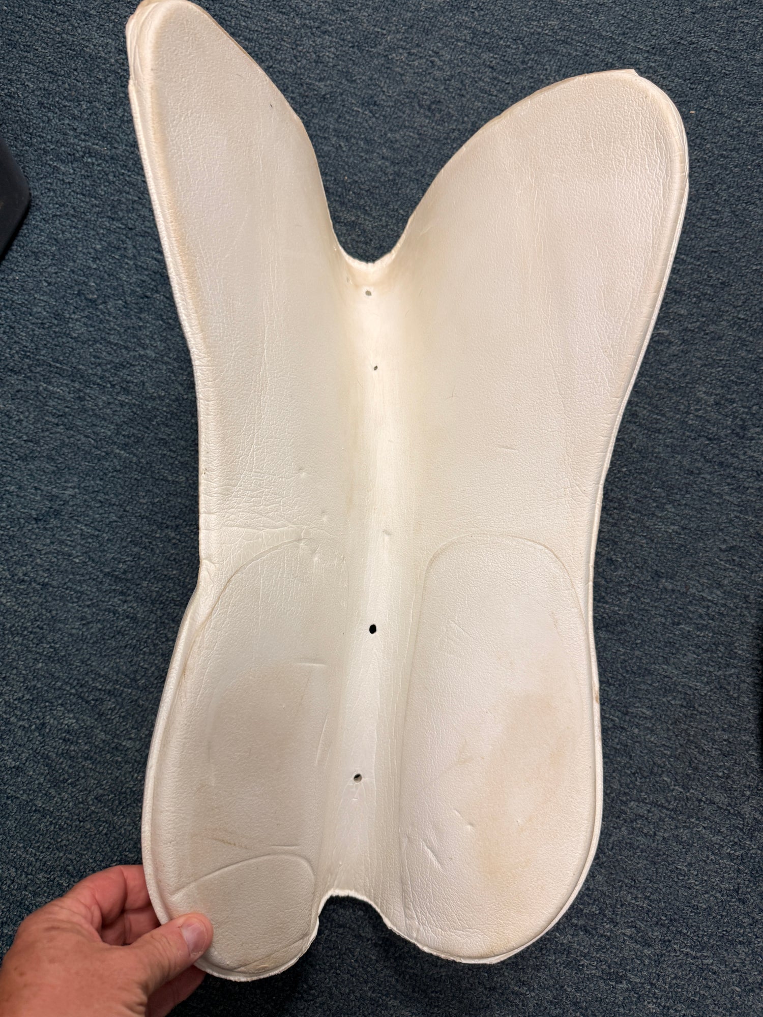 Miller's Roma Pro-tek Wither Relief half pad white foam