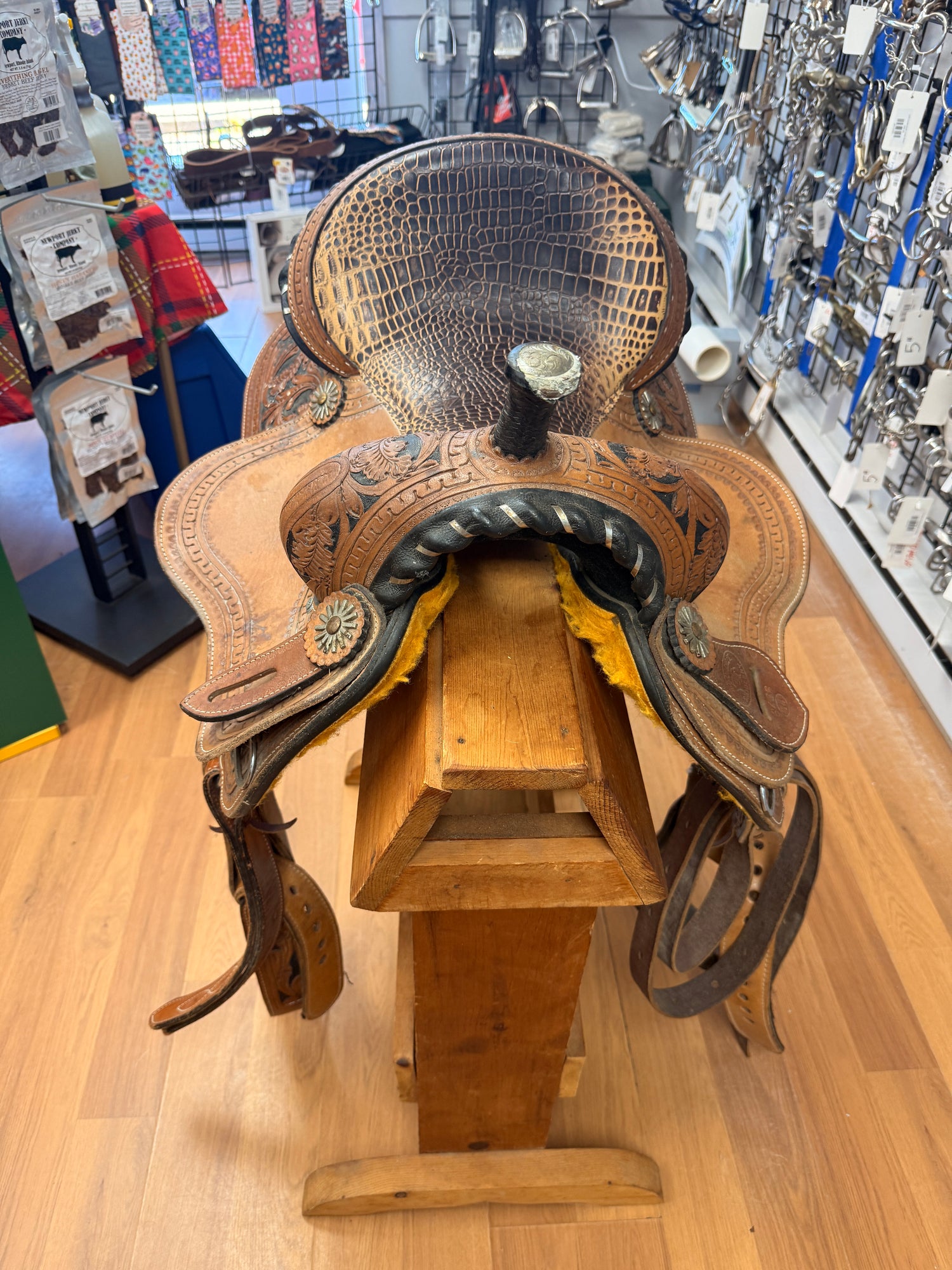 Saddle - Western Barrel 14" TT Saddlery