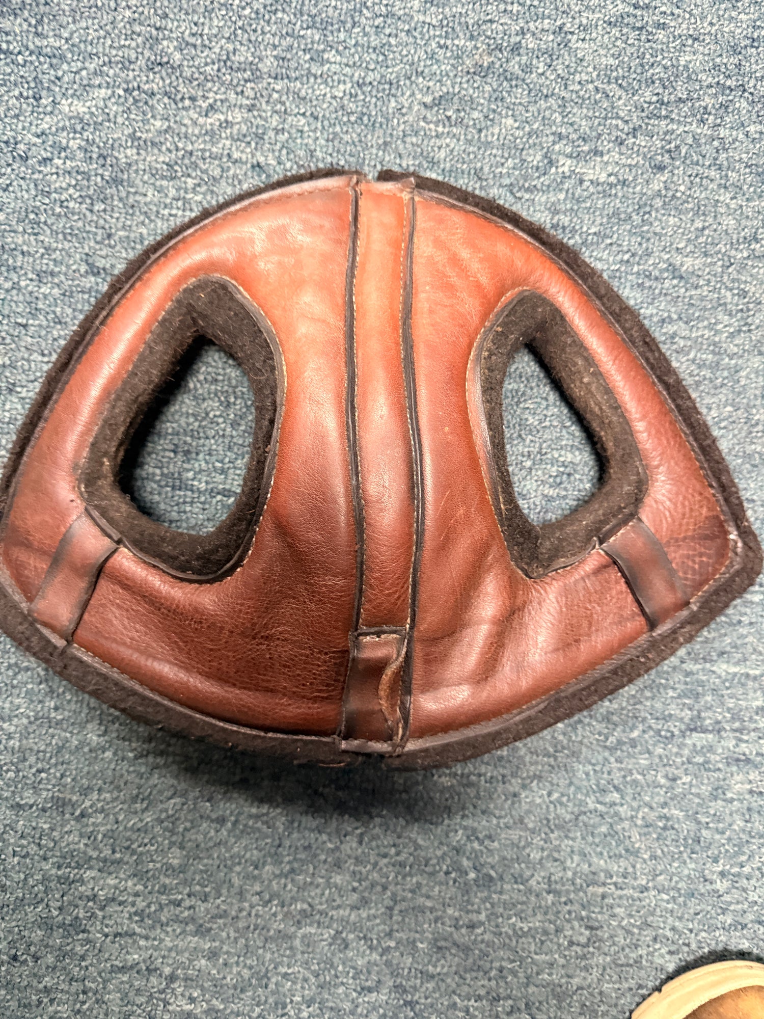 Tory Leather Deluxe Head Bumper