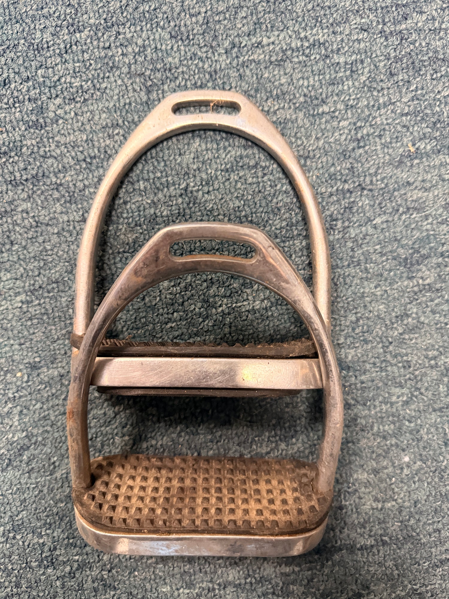 4.25" English Stirrup irons