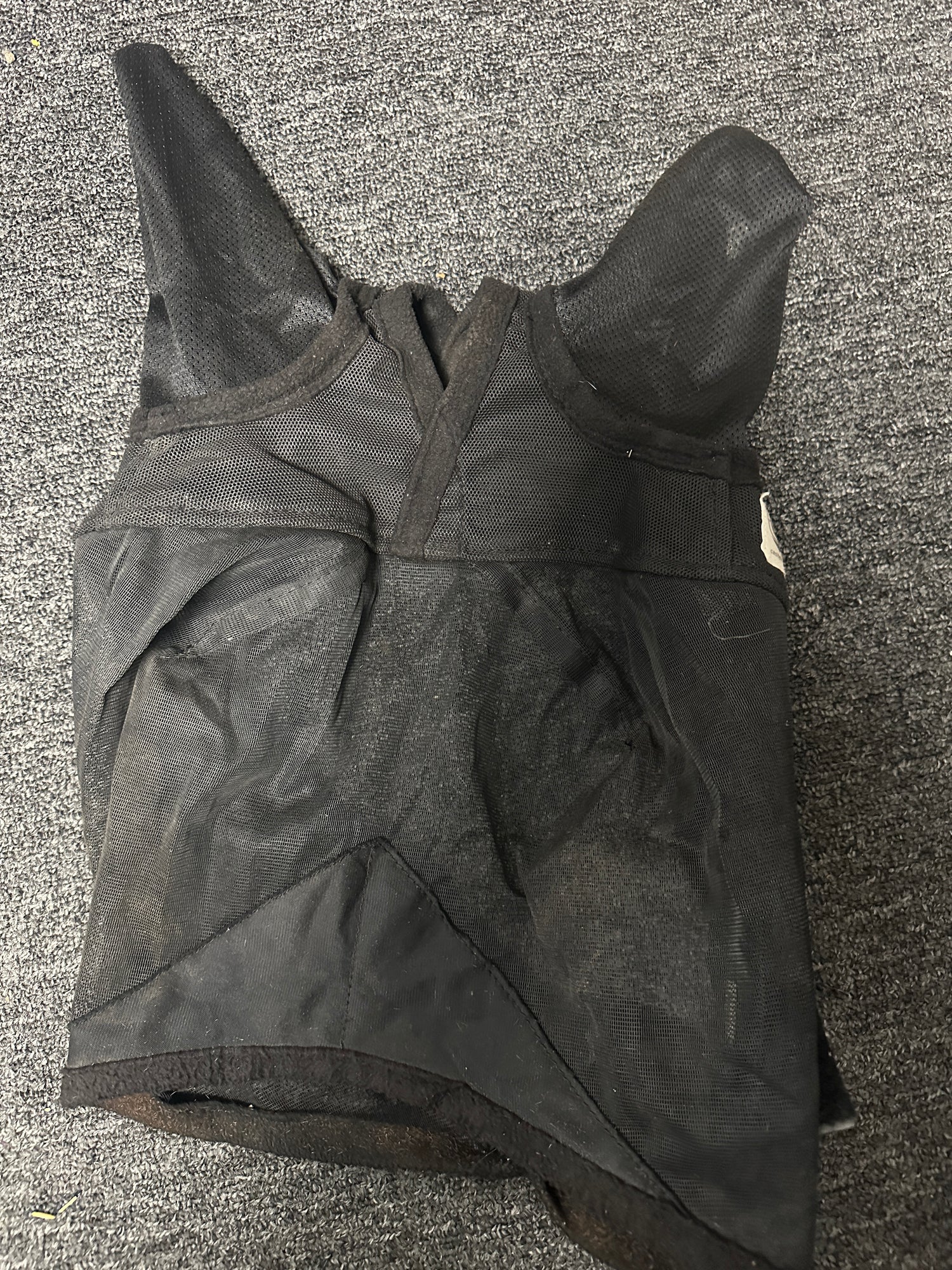 Fly mask
