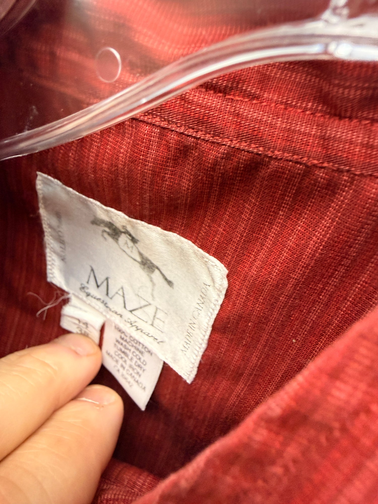 14 / 38 women's Red show shirt w collar