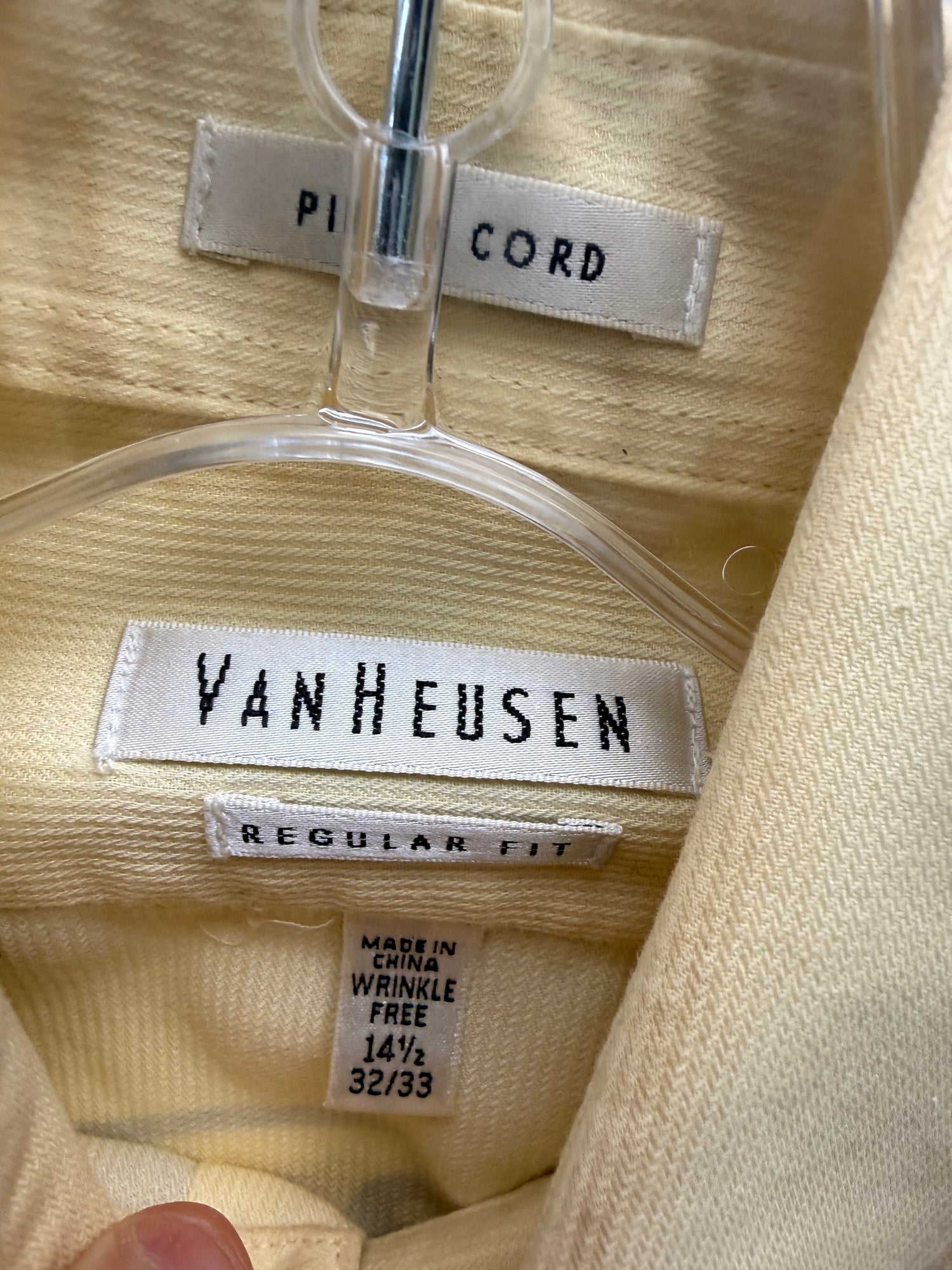 32/33 14.5" neck Men's Yellow Van Heusen Shirt Long Sleeve