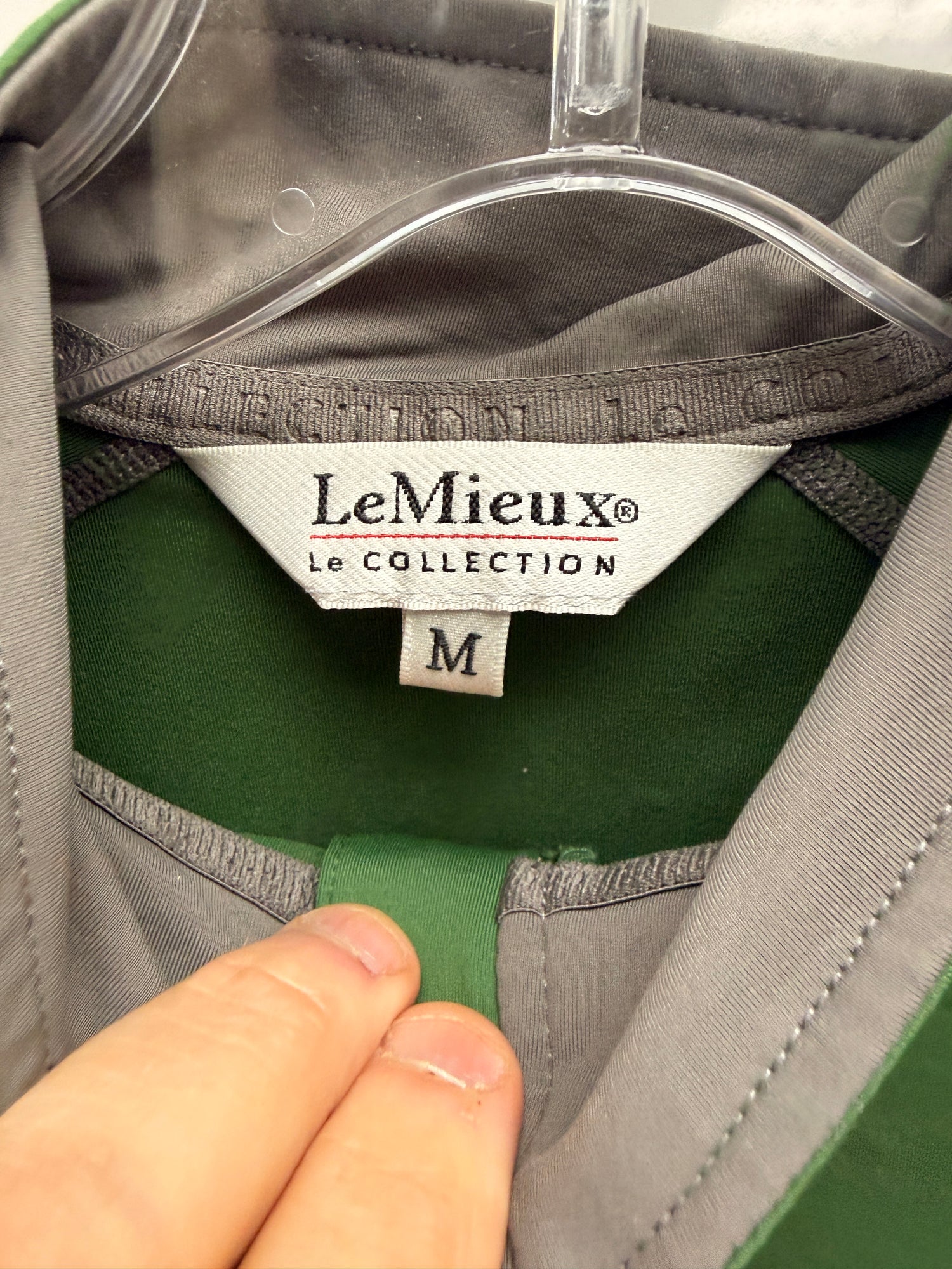 Med women's MY Lemieux Green quarter zip long sleeve