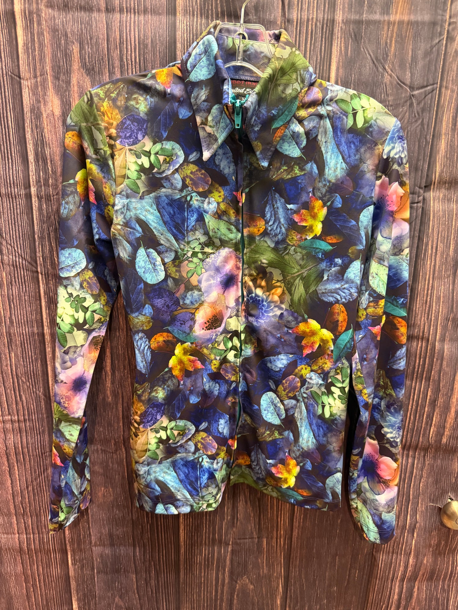 M Women's Hobby Horse Western Show Shirt