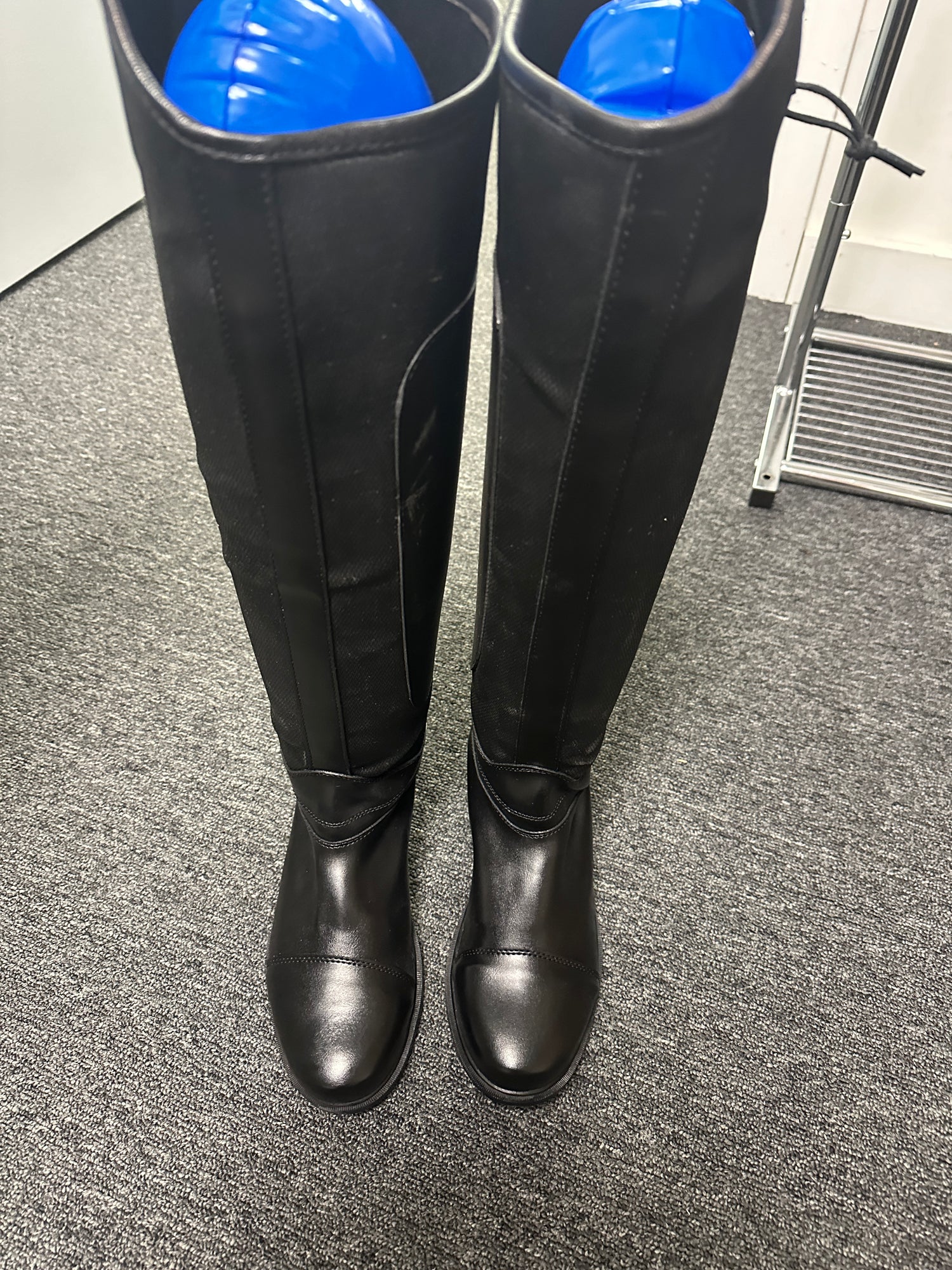 Women's Tuffrider Women's Tall Field Boots Size 9