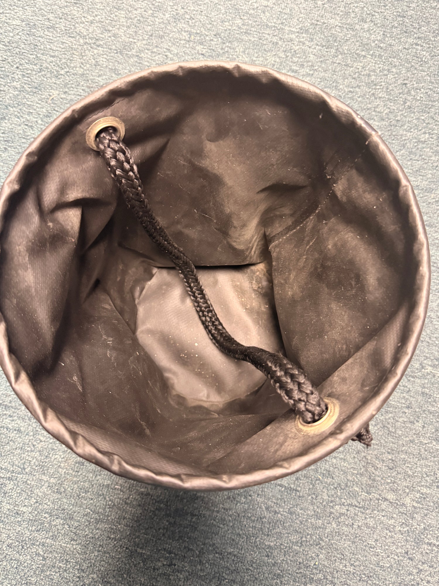travel feed bags for horses