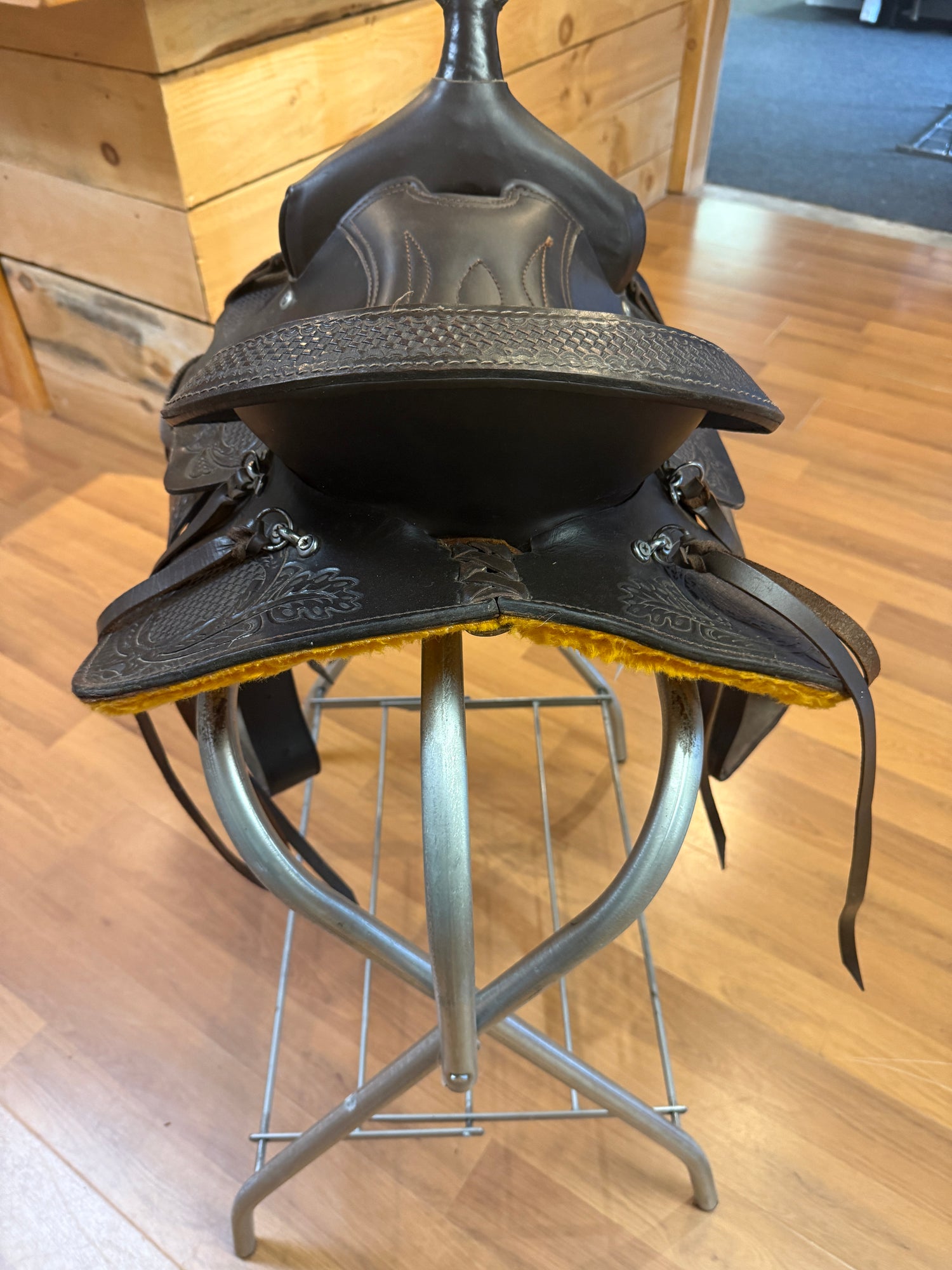 Saddle - Western 12" Youth Saddle Brown Leather