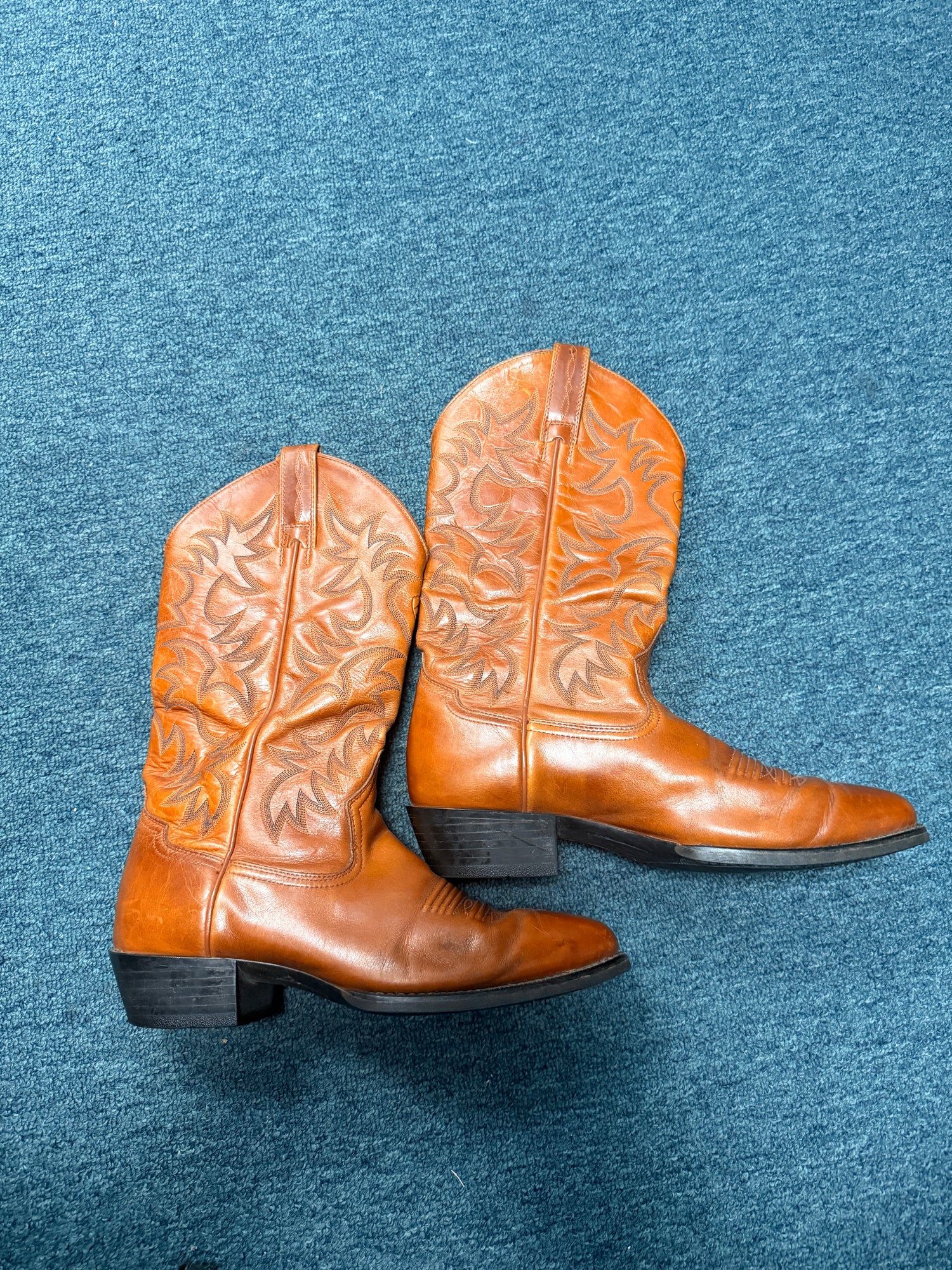 10.5D Ariat Western Boots