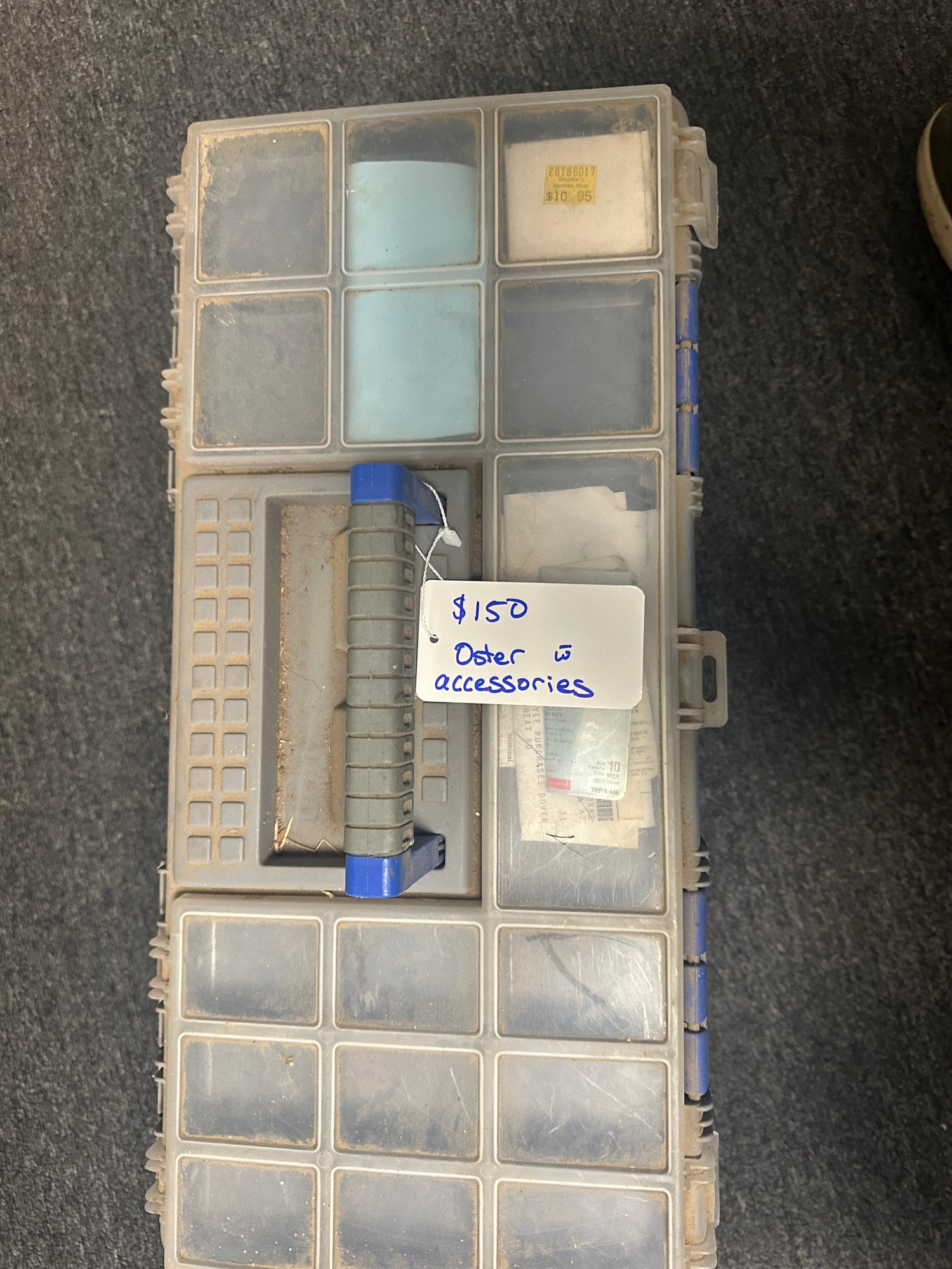 Oster Clip Master Horse Clippers with Box of Accessories