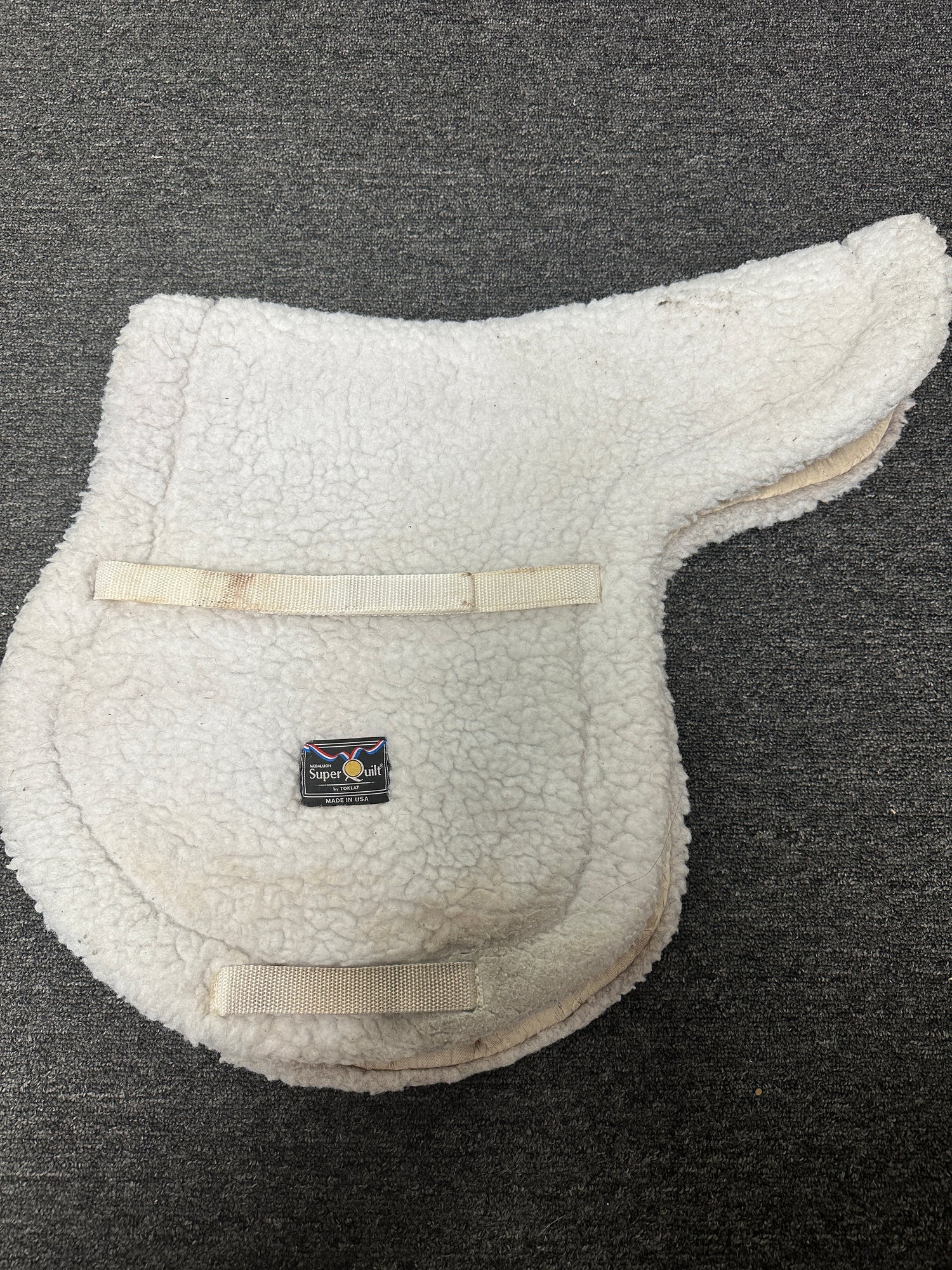 White Shaped English Show Pad