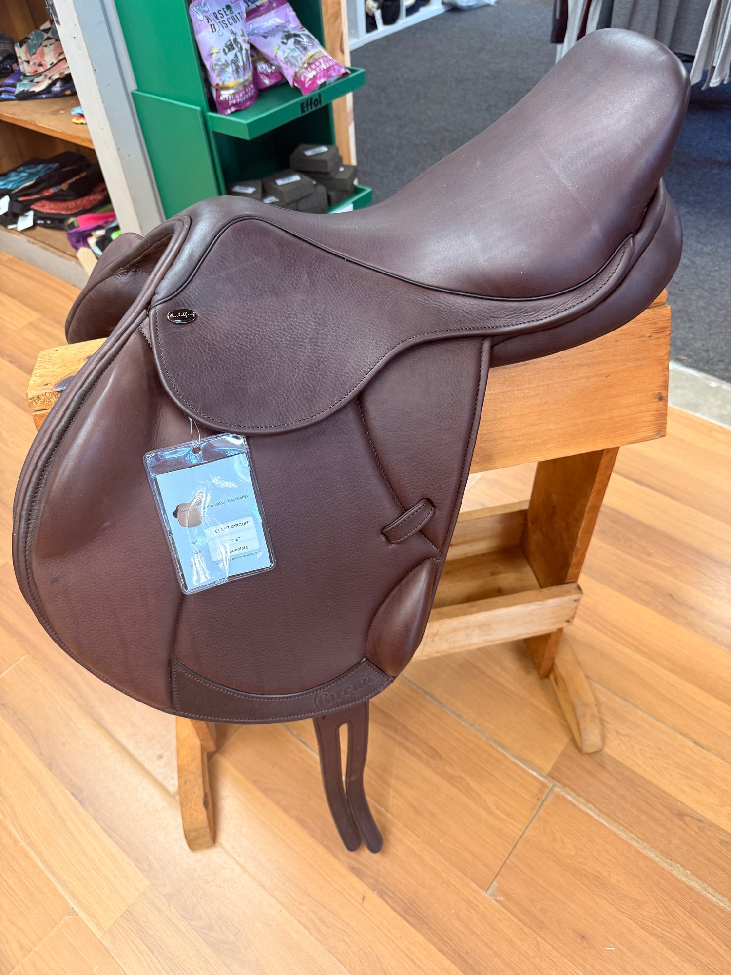 Saddle - English H/J New Eventing 17.5" by Santa Cruz Saddlery
