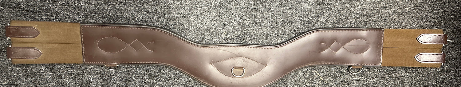 44" Total Saddle Fit Contoured Leather English Girth