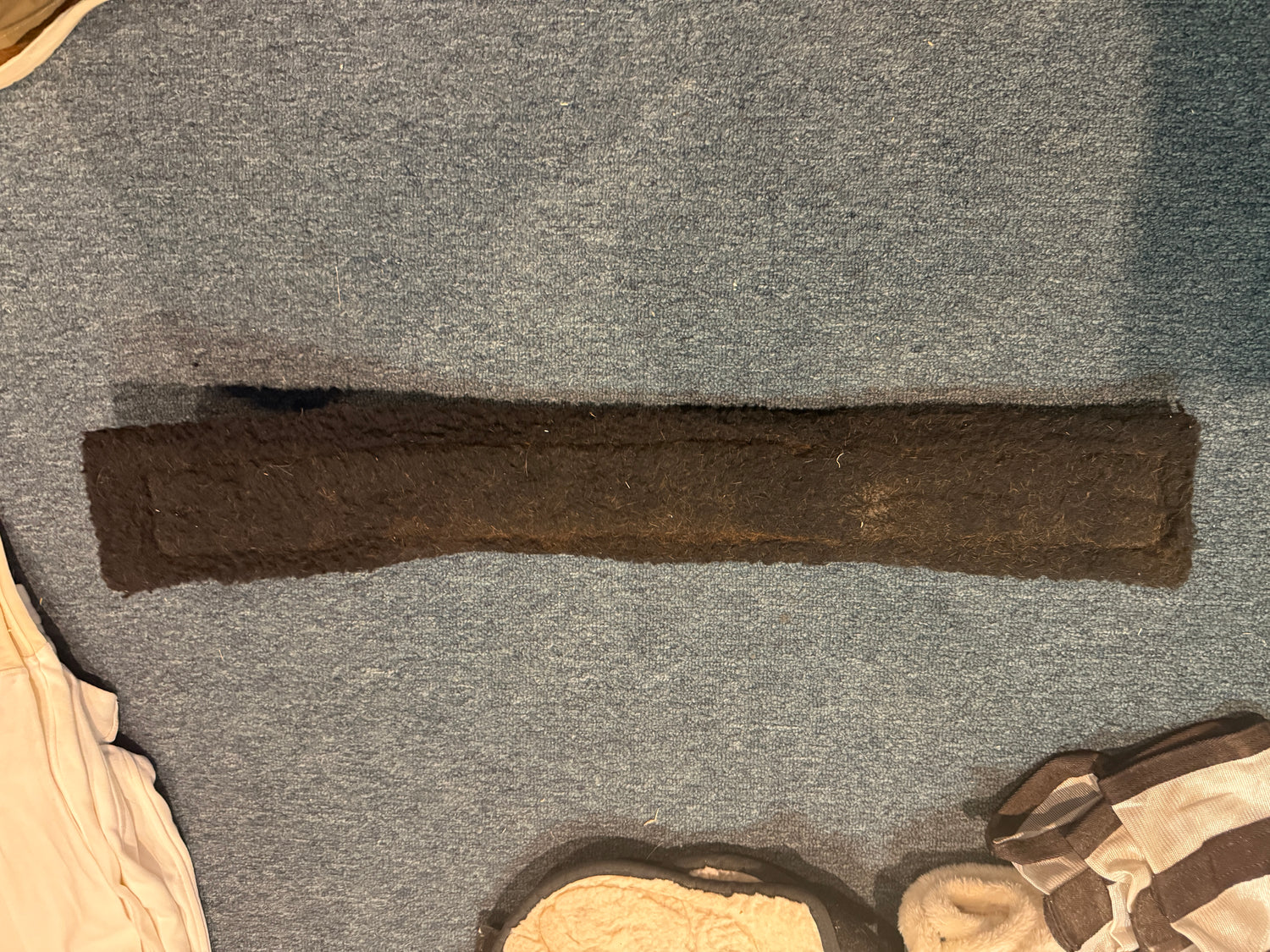 26" Ovation Black Fleece Girth dressage