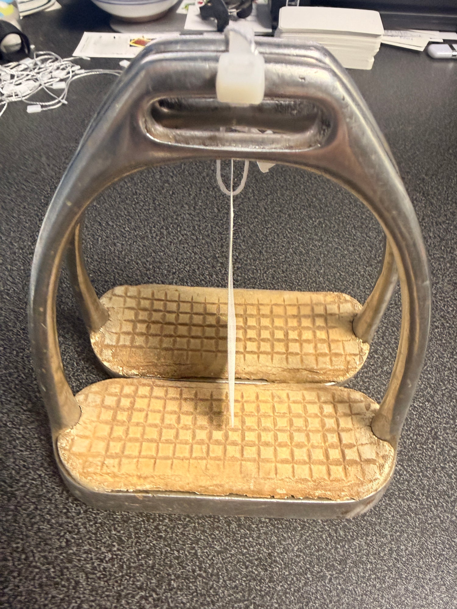 4" English Stirrup Irons