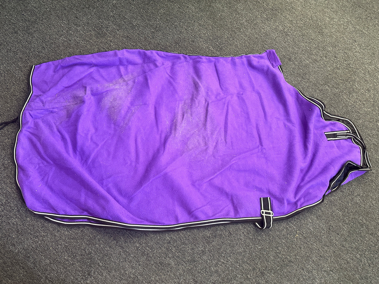 Medium Purple Fleece Cooler (70s)