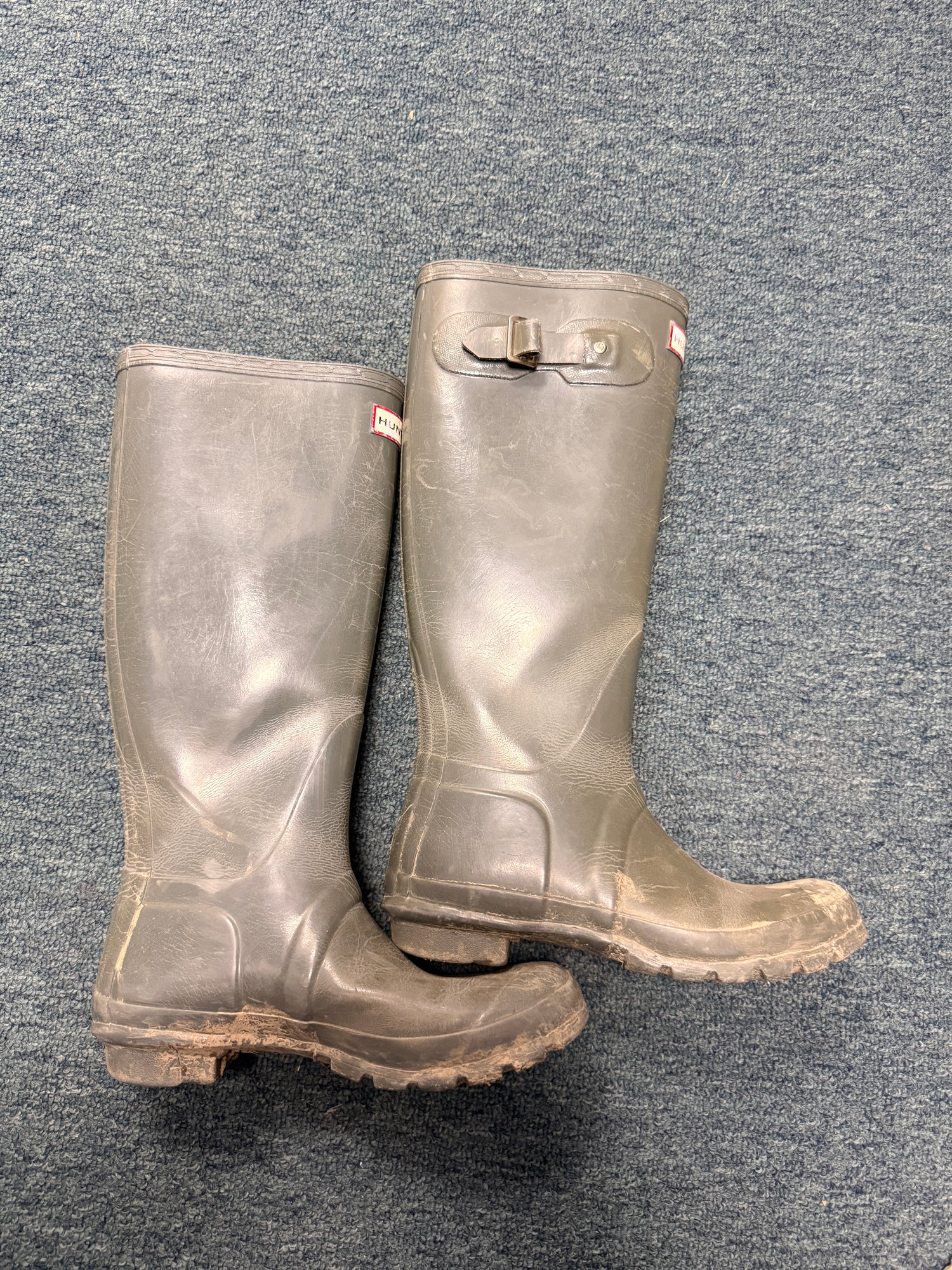 6 men's 7 women's muck boots