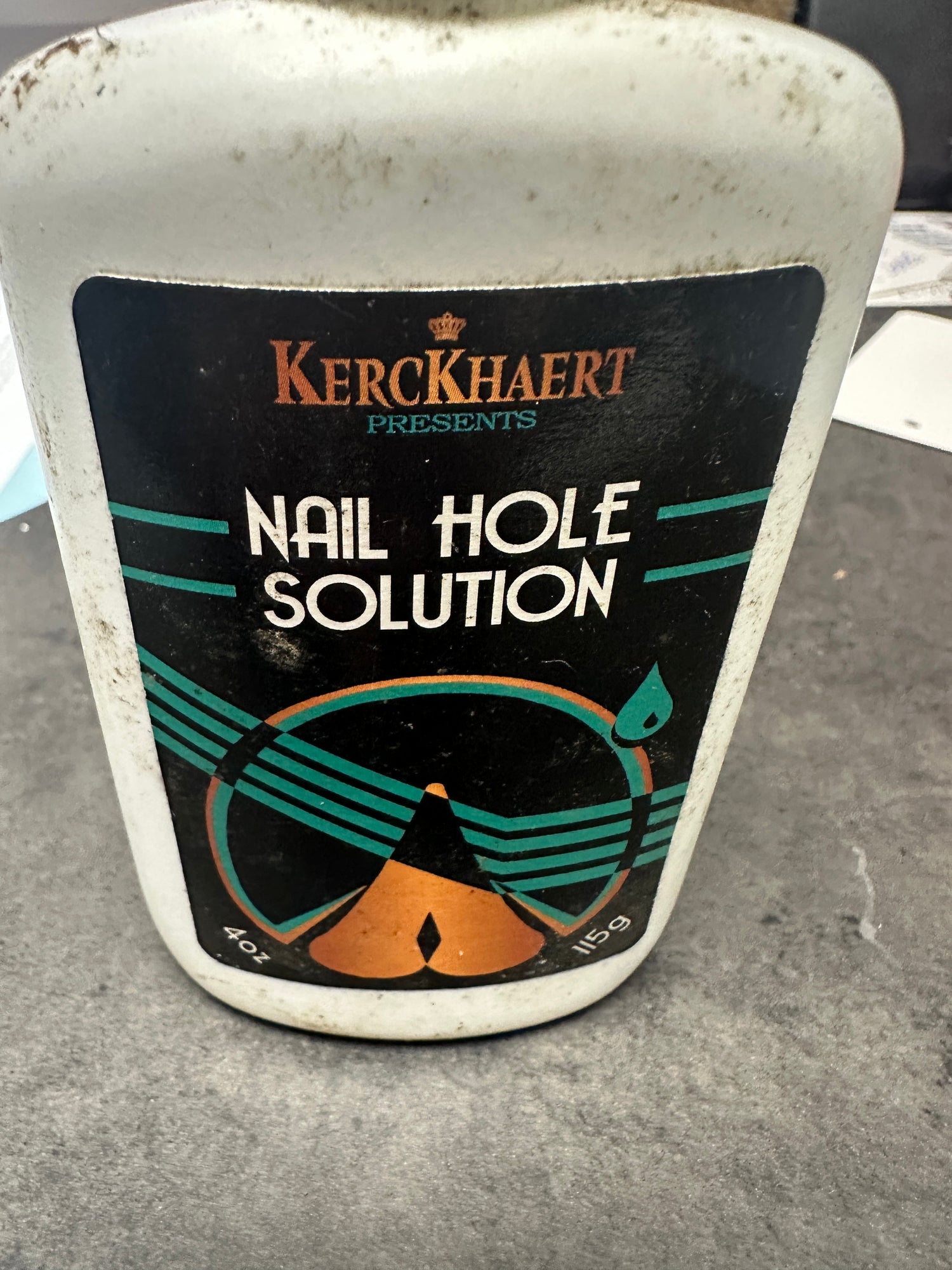 Kerckhaert Nail Hole Solution