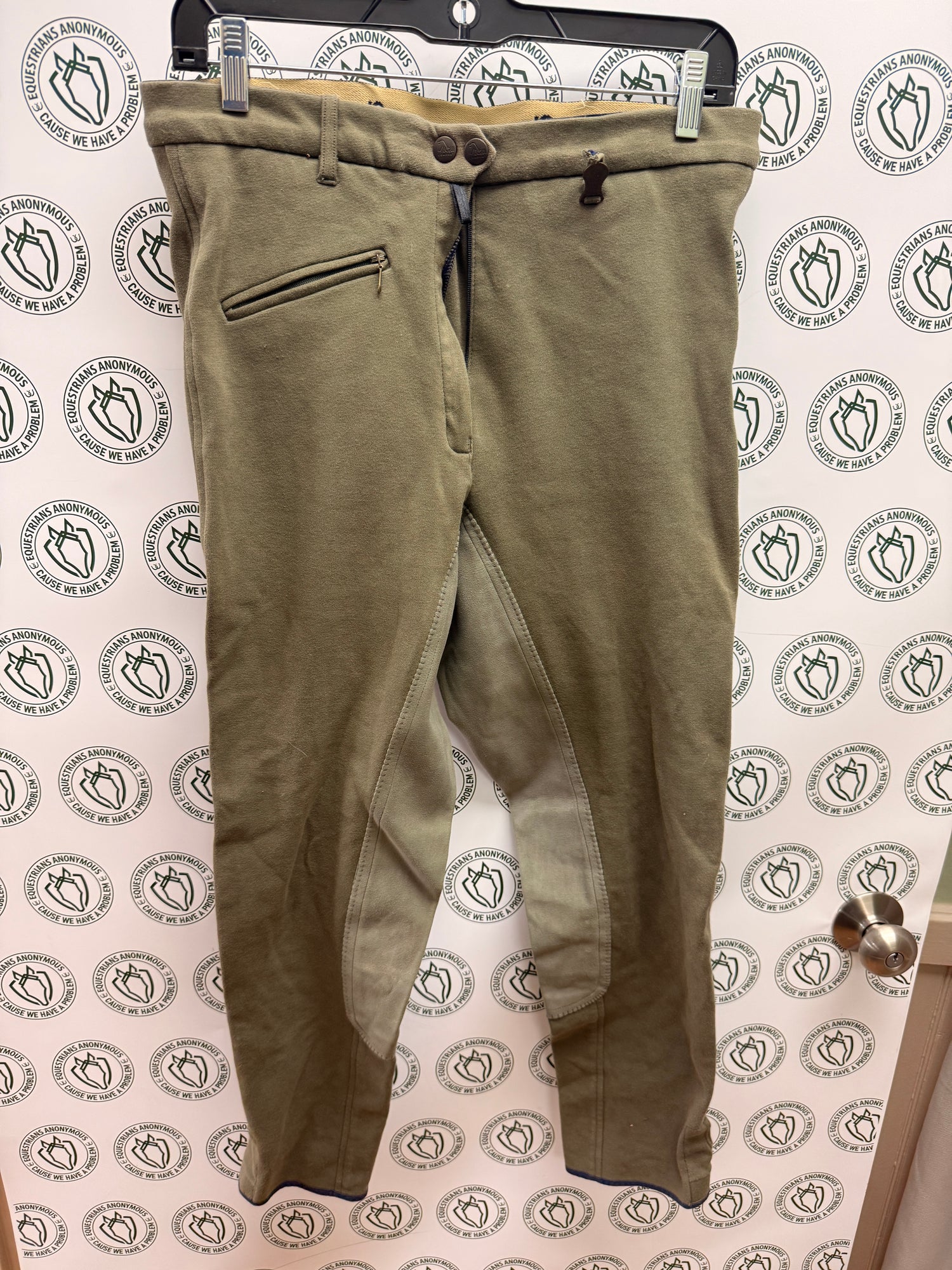 32 Women's full seat Vequicomfort Breeches