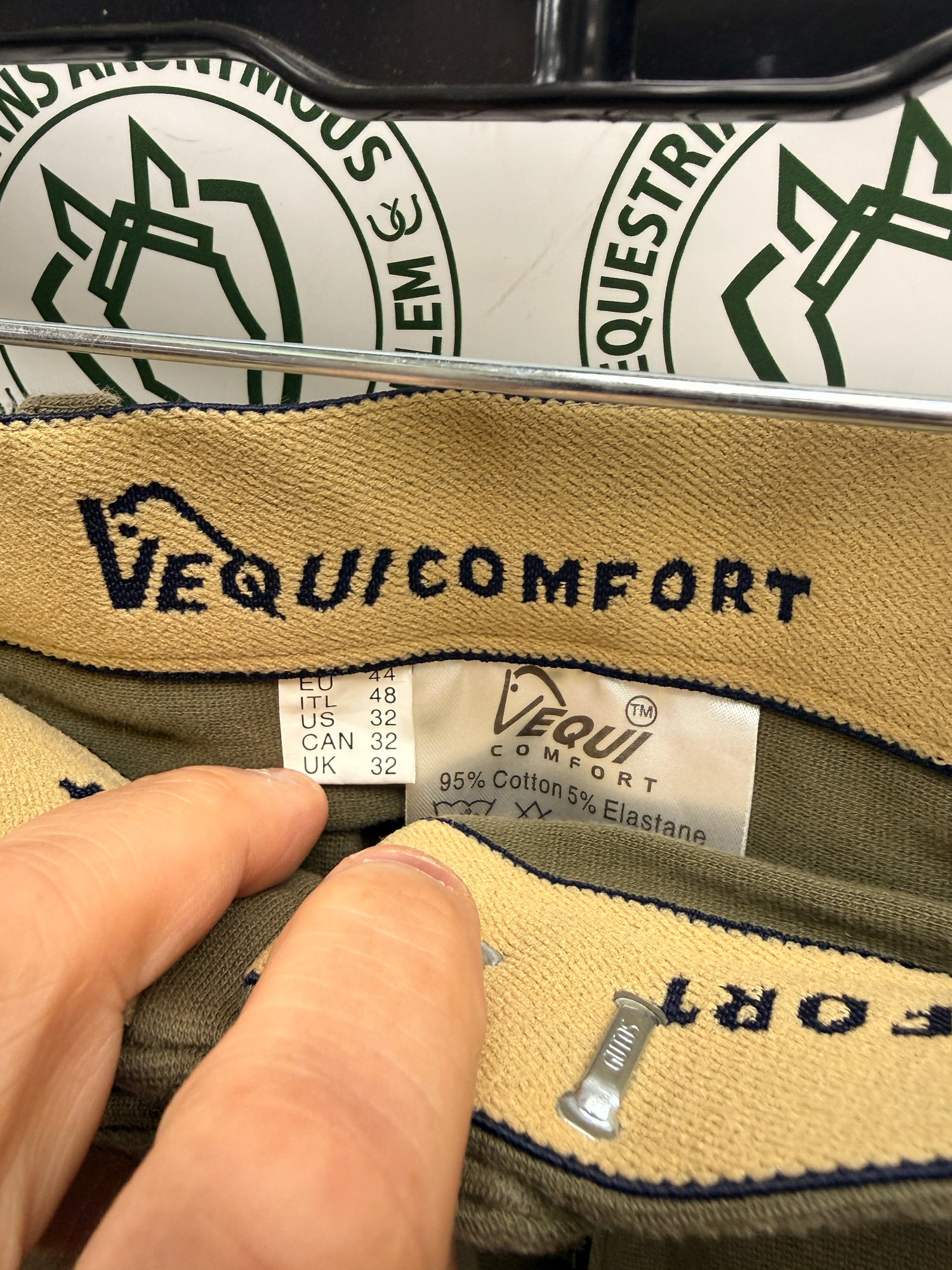 32 Women's full seat Vequicomfort Breeches
