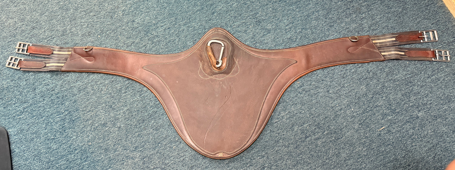 52" Antares Stud Girth Leather