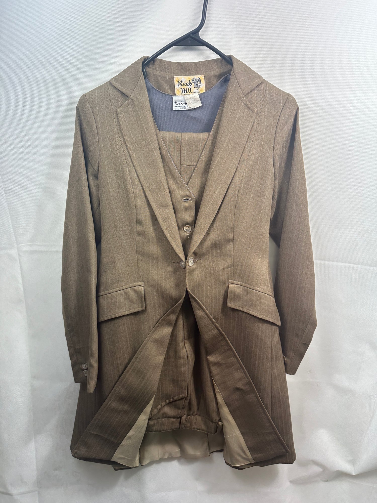10 Women's Coat / 26 pant with matching vest saddle seat suit