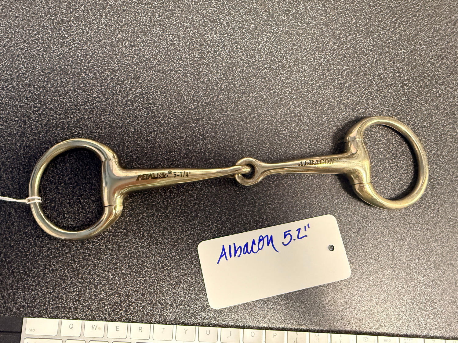 5.25 Albacon egg butt snaffle gold