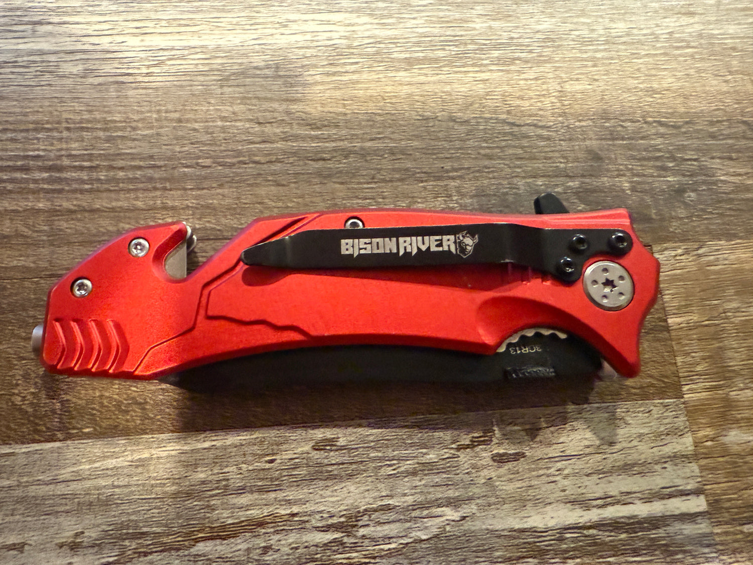 Bison River Barn Knife