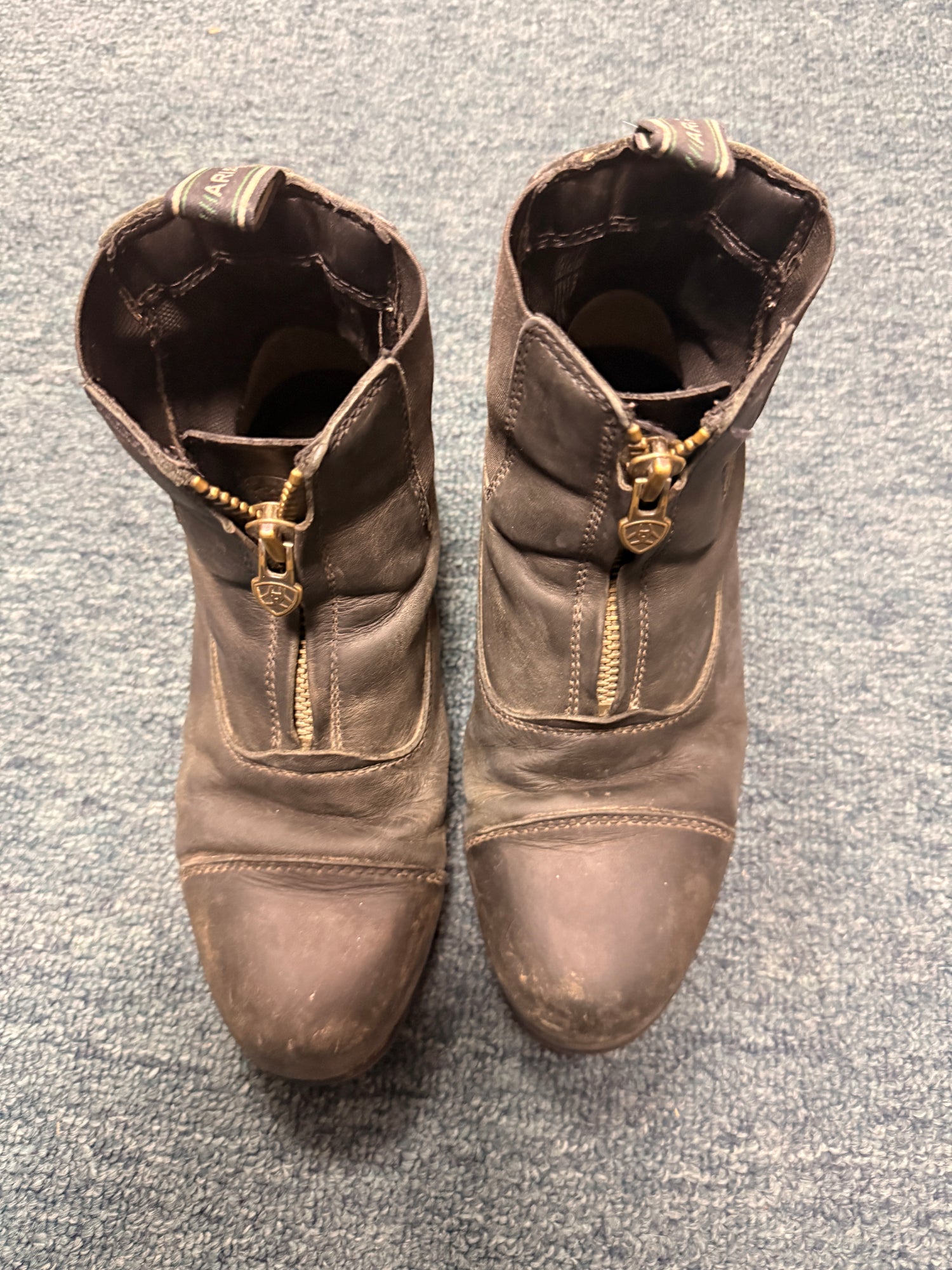 3 Childs Ariat black paddock boots