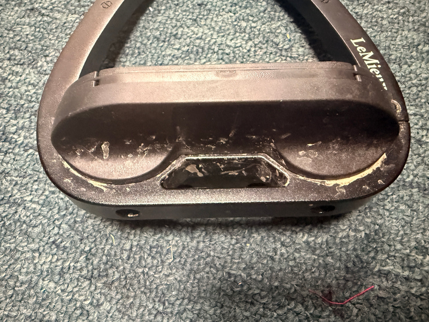LeMieux Vector 4.5"  Balance / Vector Control Stirrups 5 degree footplate